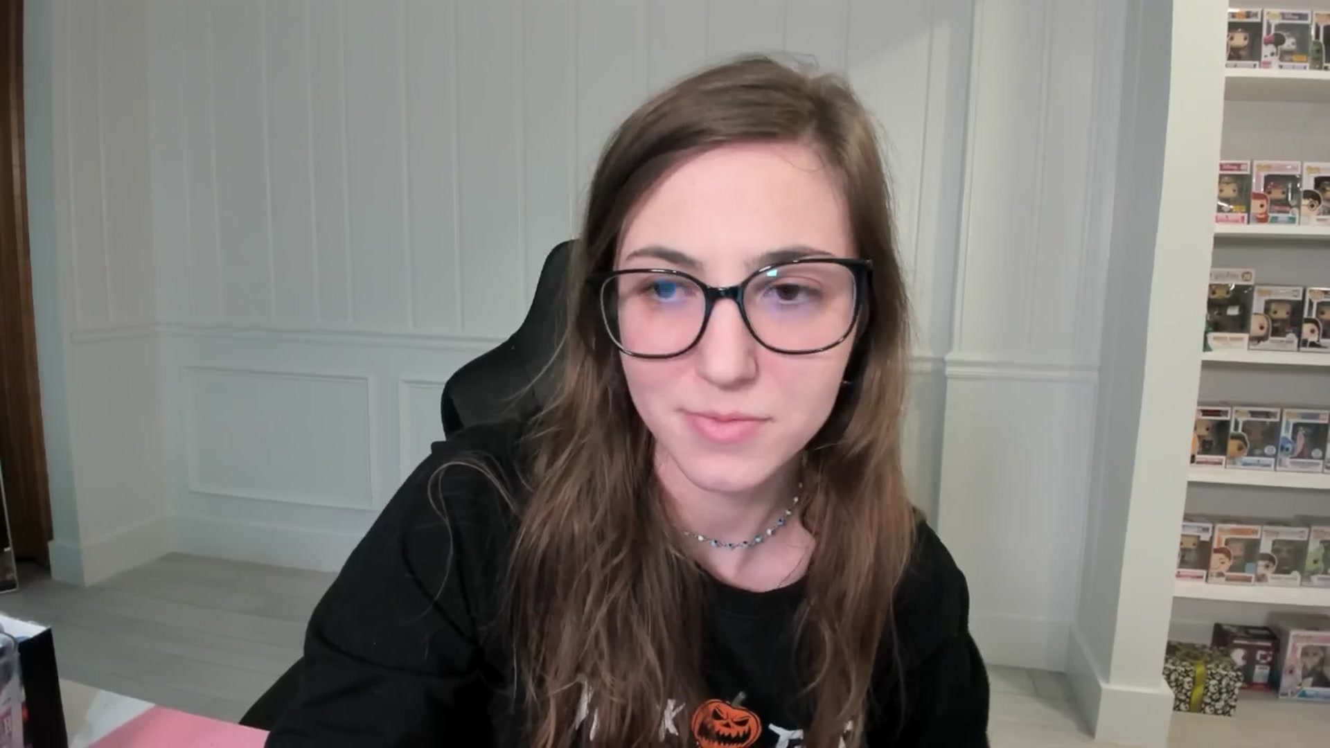 Gallery image thumbnail from TheSharkQueen's myfreecams stream on, 10/26/2025, 09:23 image 13 of 20