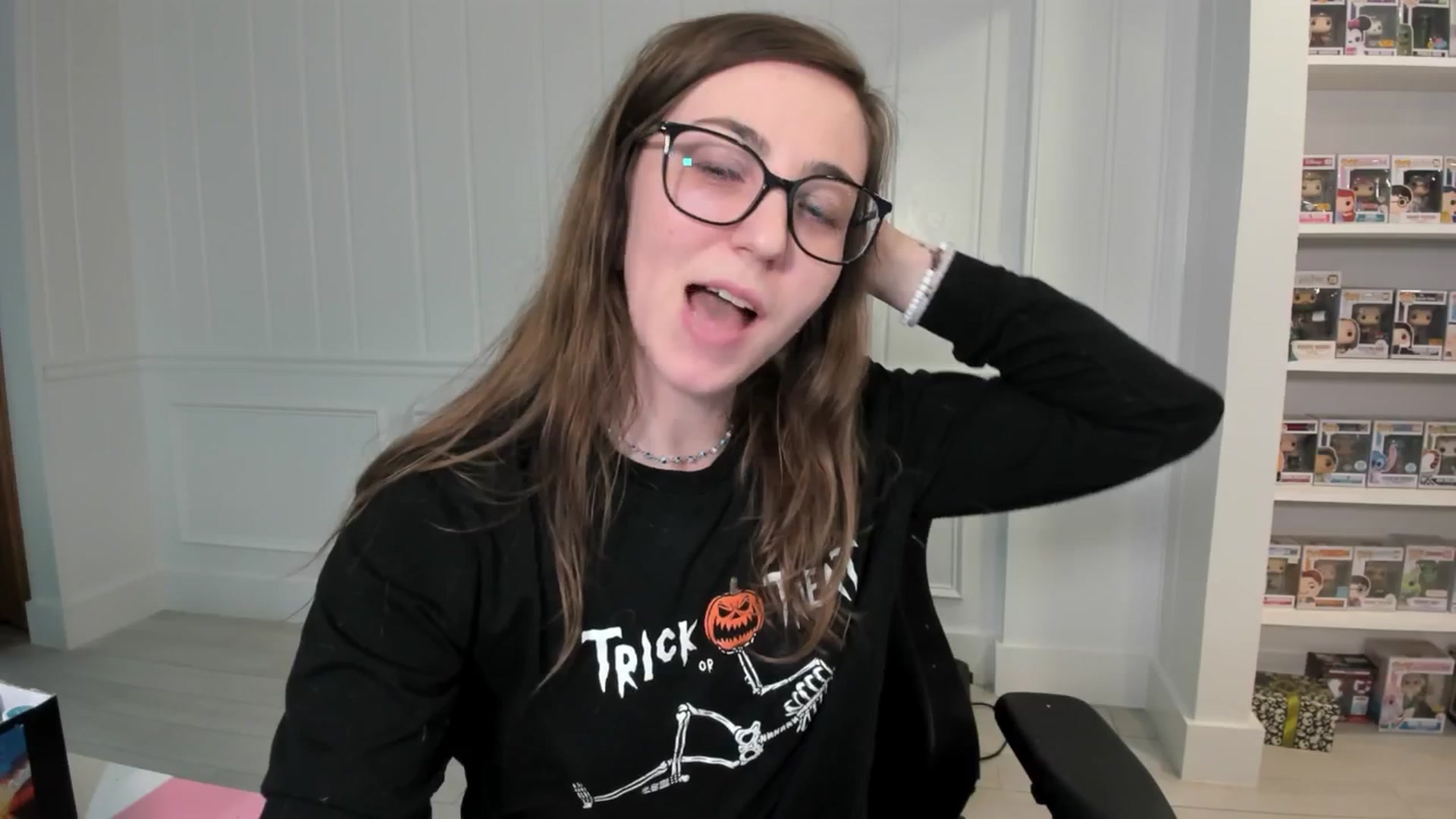 Gallery image thumbnail from TheSharkQueen's myfreecams stream on, 10/26/2025, 09:23 image 20 of 20