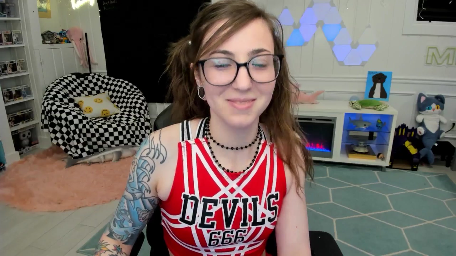 Gallery image thumbnail from TheSharkQueen's myfreecams stream on, 10/29/2025, 04:13 image 20 of 20