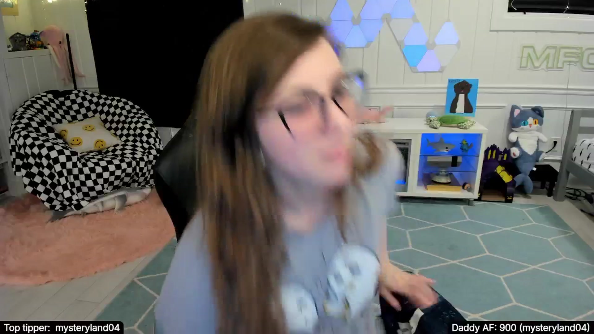Gallery image thumbnail from TheSharkQueen's myfreecams stream on, 11/01/2025, 09:35 image 18 of 20