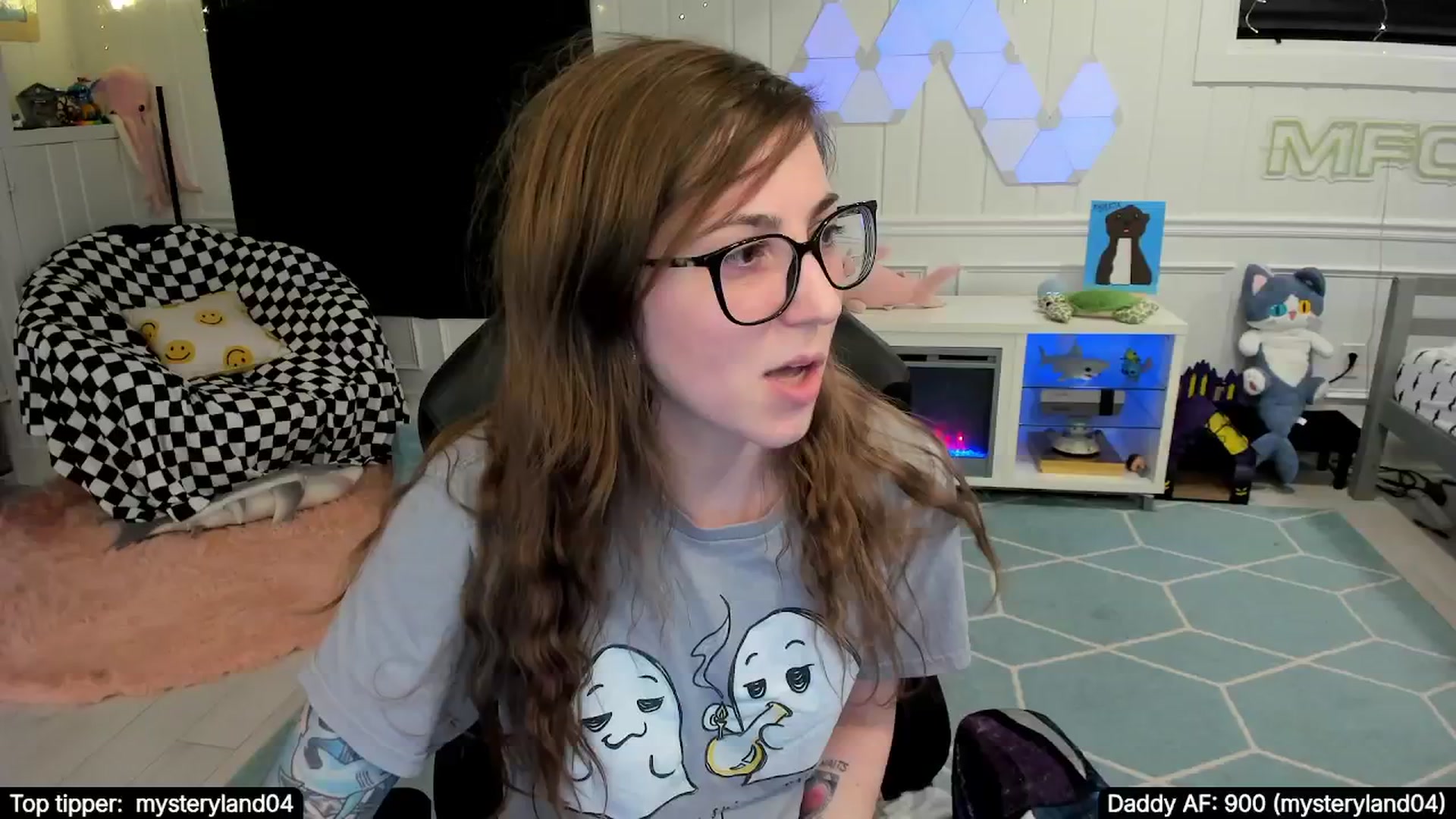 Gallery image thumbnail from TheSharkQueen's myfreecams stream on, 11/01/2025, 09:35 image 19 of 20