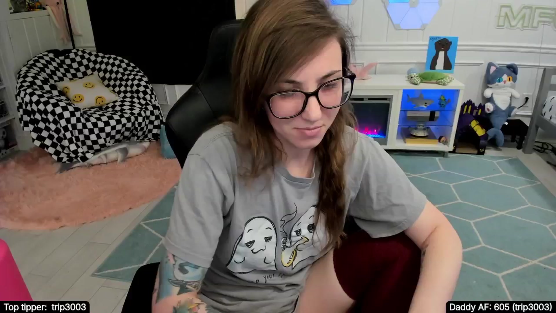Gallery image thumbnail from TheSharkQueen's myfreecams stream on, 11/01/2025, 09:35 image 9 of 20