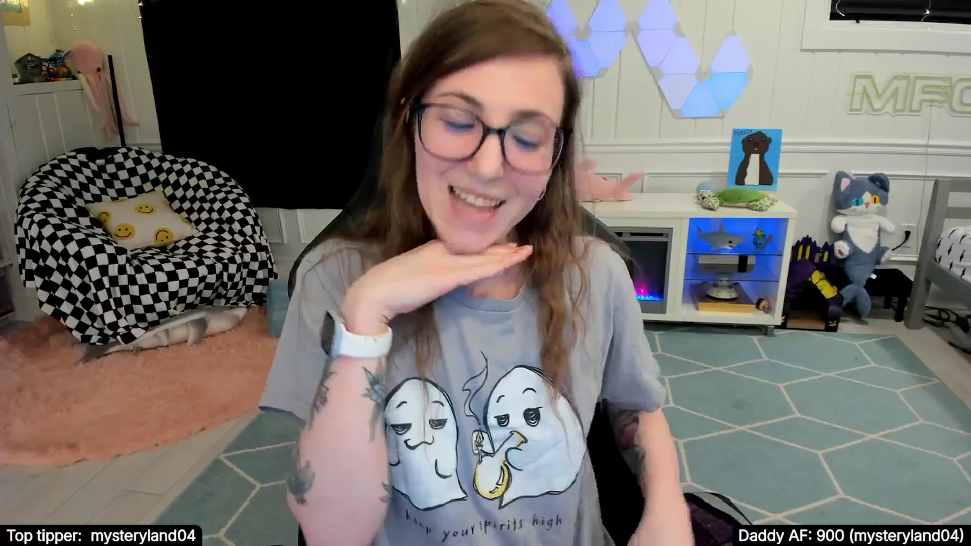 Gallery image thumbnail from TheSharkQueen's myfreecams stream on, 11/01/2025, 09:35 image 16 of 20