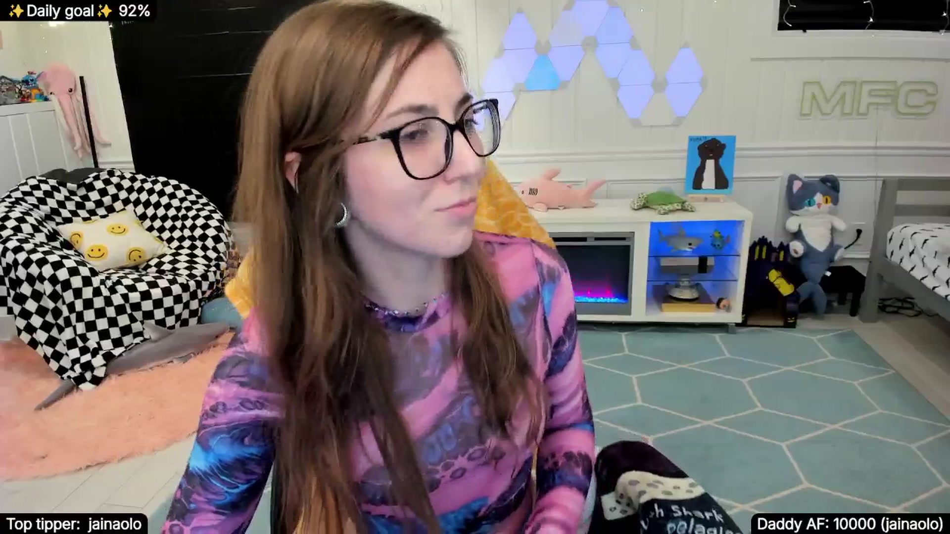 Gallery image thumbnail from TheSharkQueen's myfreecams stream on, 11/05/2025, 09:49 image 4 of 20