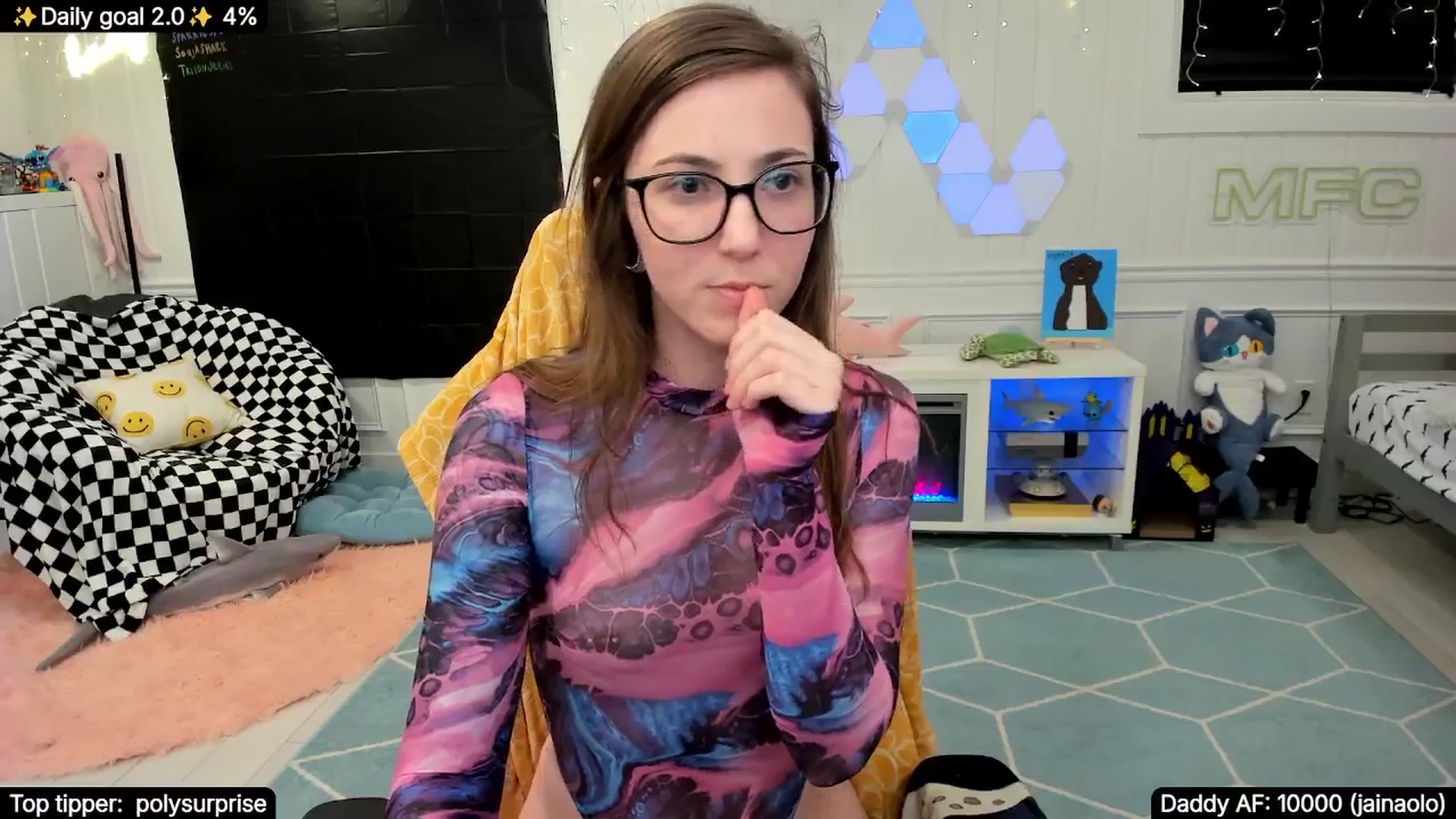 Gallery image thumbnail from TheSharkQueen's myfreecams stream on, 11/05/2025, 09:49 image 11 of 20