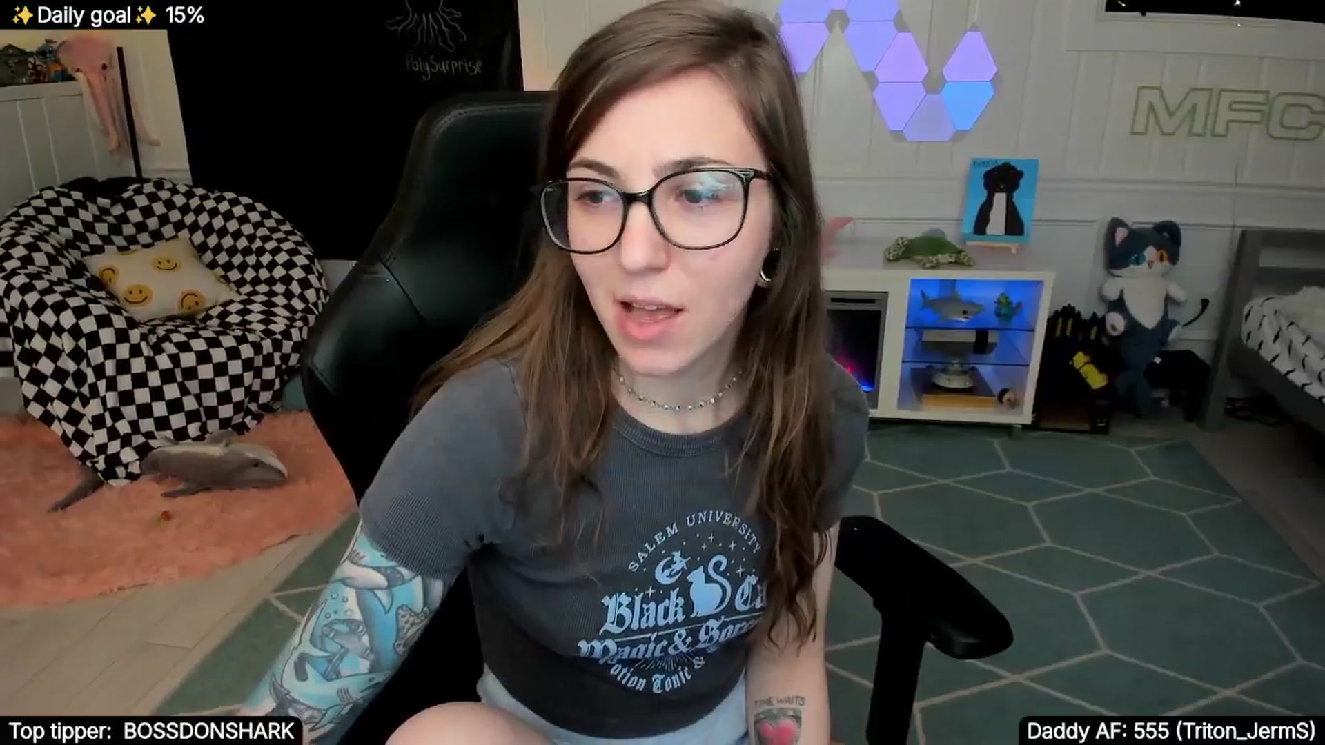 Gallery image thumbnail from TheSharkQueen's myfreecams stream on, 11/07/2025, 24:03 image 8 of 20