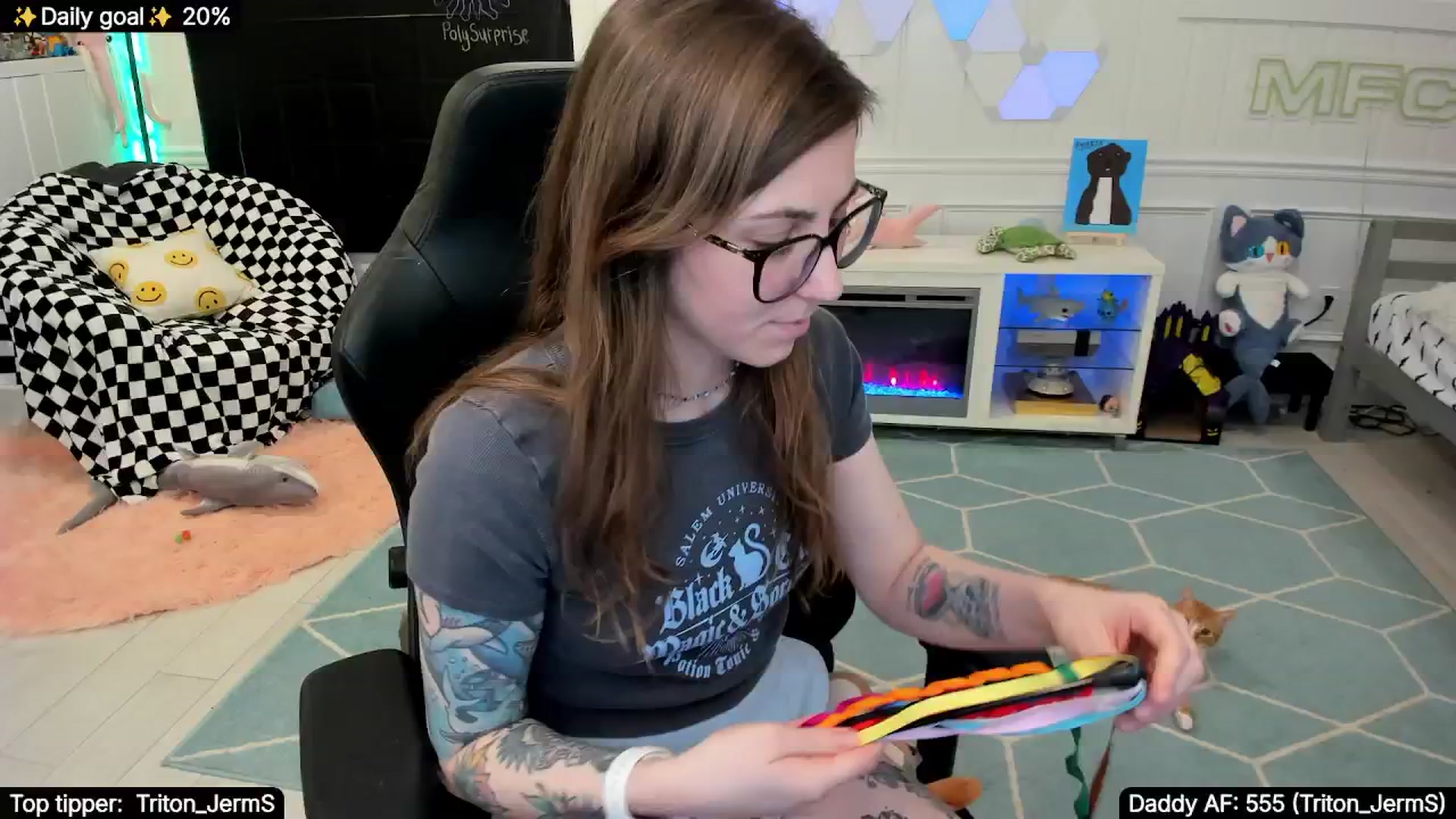 Gallery image thumbnail from TheSharkQueen's myfreecams stream on, 11/07/2025, 24:03 image 20 of 20
