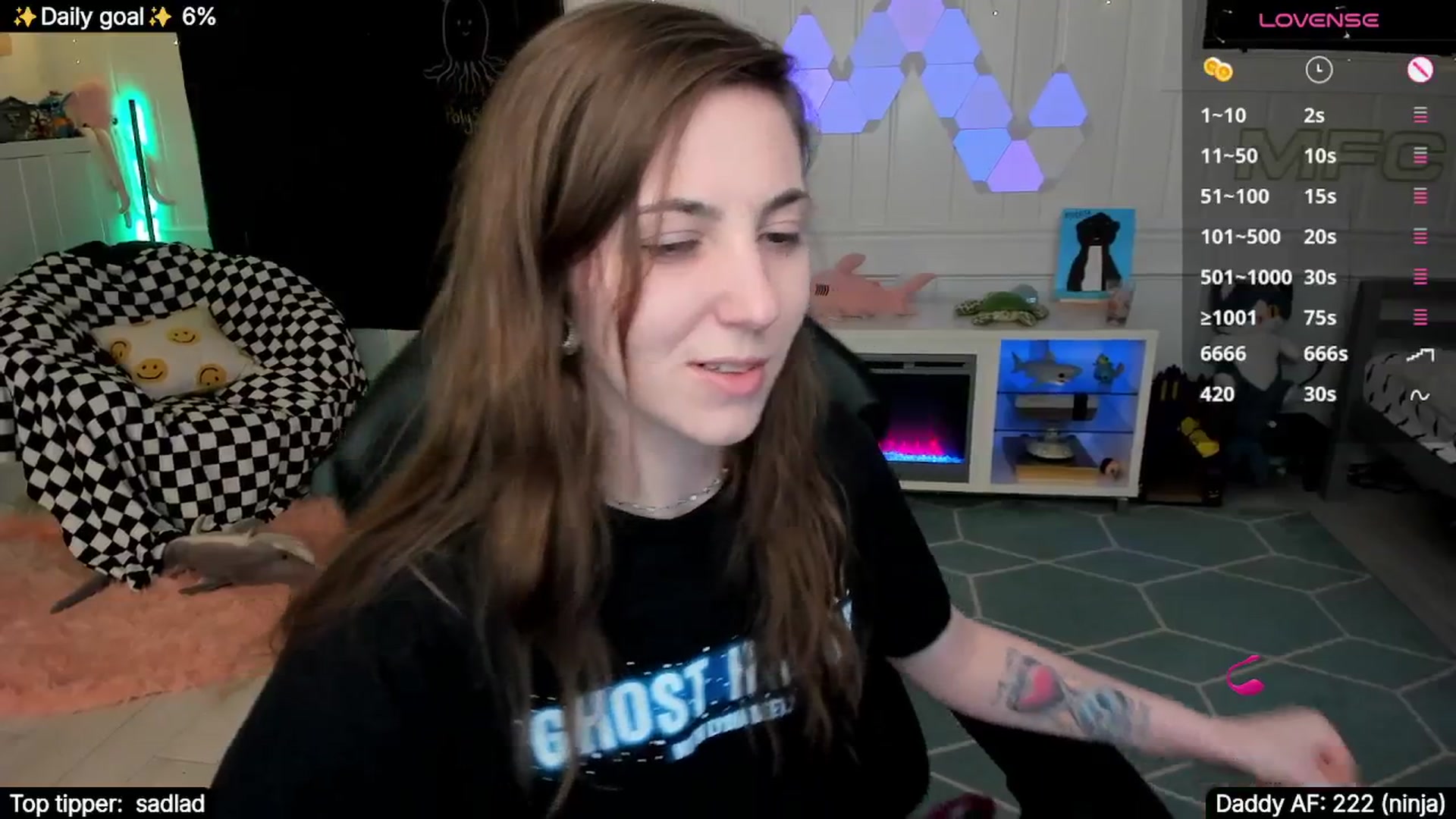 Gallery image thumbnail from TheSharkQueen's myfreecams stream on, 11/08/2025, 04:47 image 18 of 20