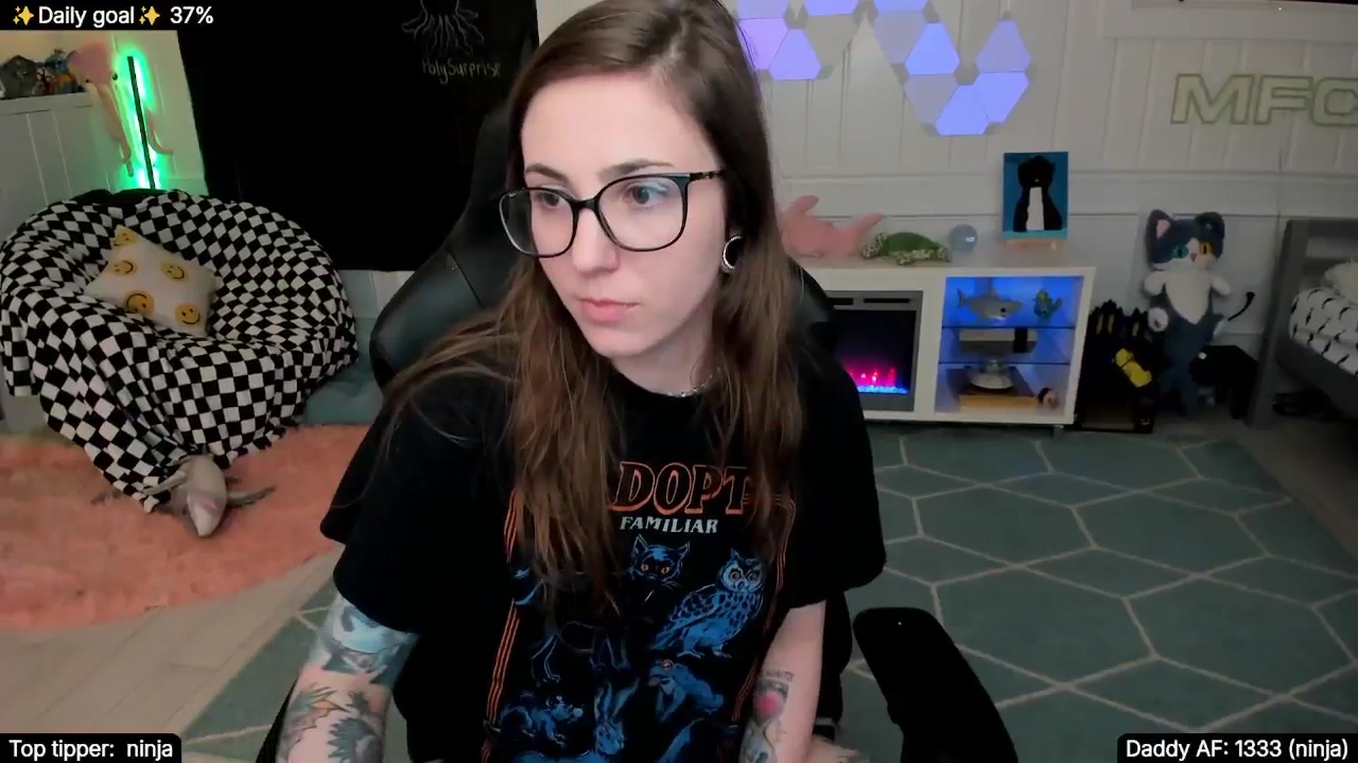 Gallery image thumbnail from TheSharkQueen's myfreecams stream on, 11/09/2025, 09:45 image 20 of 20