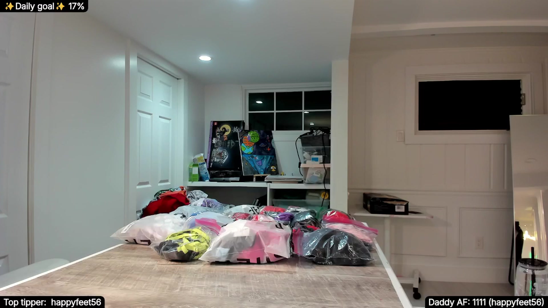 Gallery image thumbnail from TheSharkQueen's myfreecams stream on, 11/09/2025, 09:45 image 10 of 20