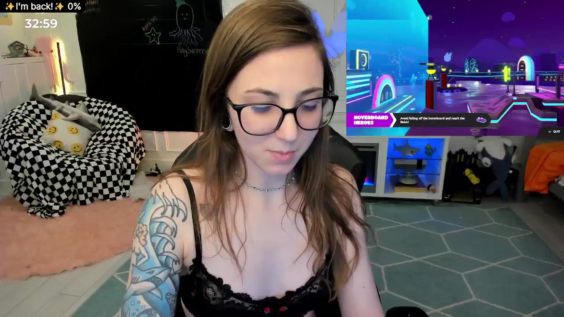Gallery image thumbnail from TheSharkQueen's myfreecams stream on, 11/19/2025, 05:22 image 3 of 20