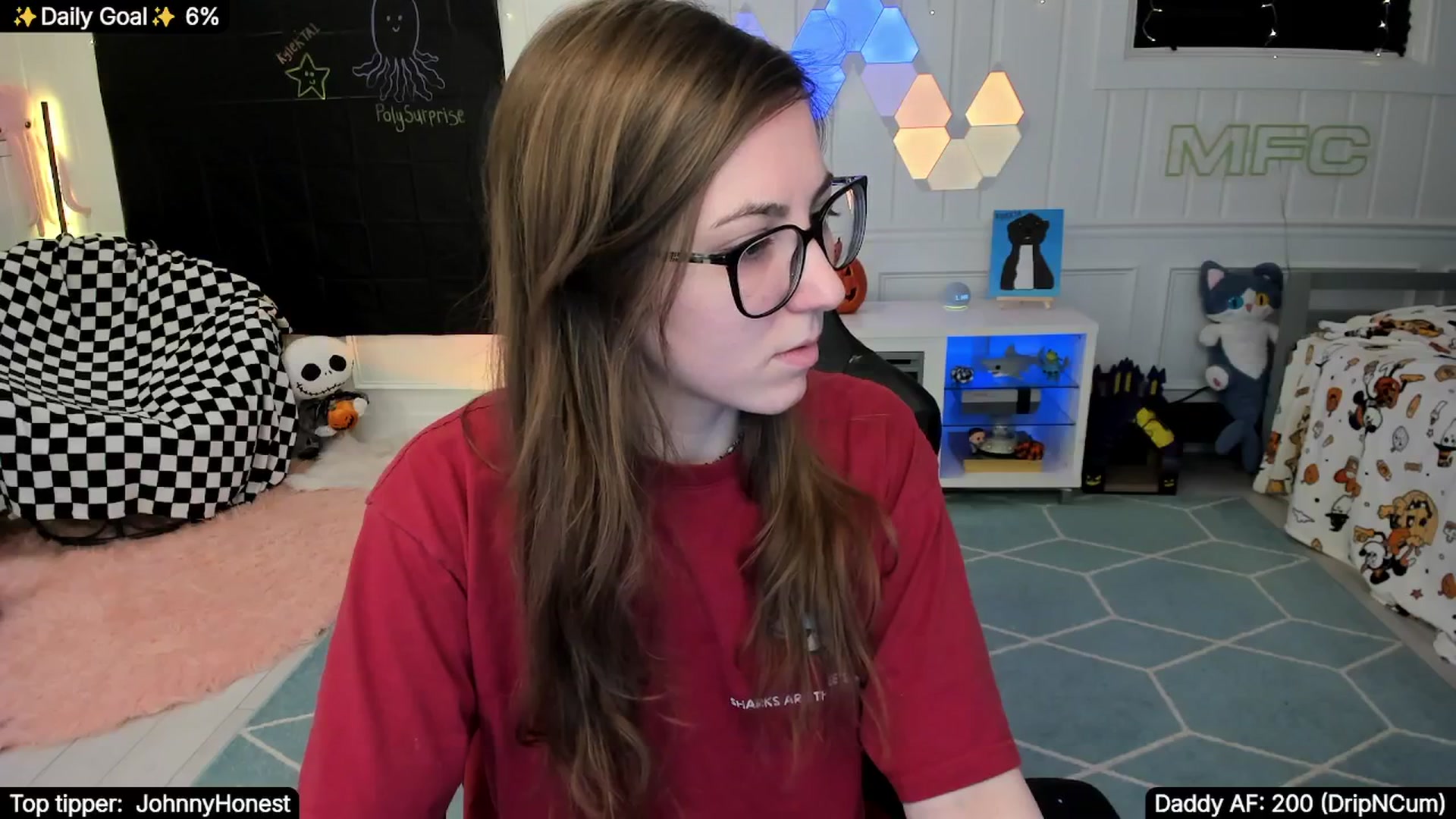 Gallery image thumbnail from TheSharkQueen's myfreecams stream on, 11/20/2025, 23:01 image 18 of 20