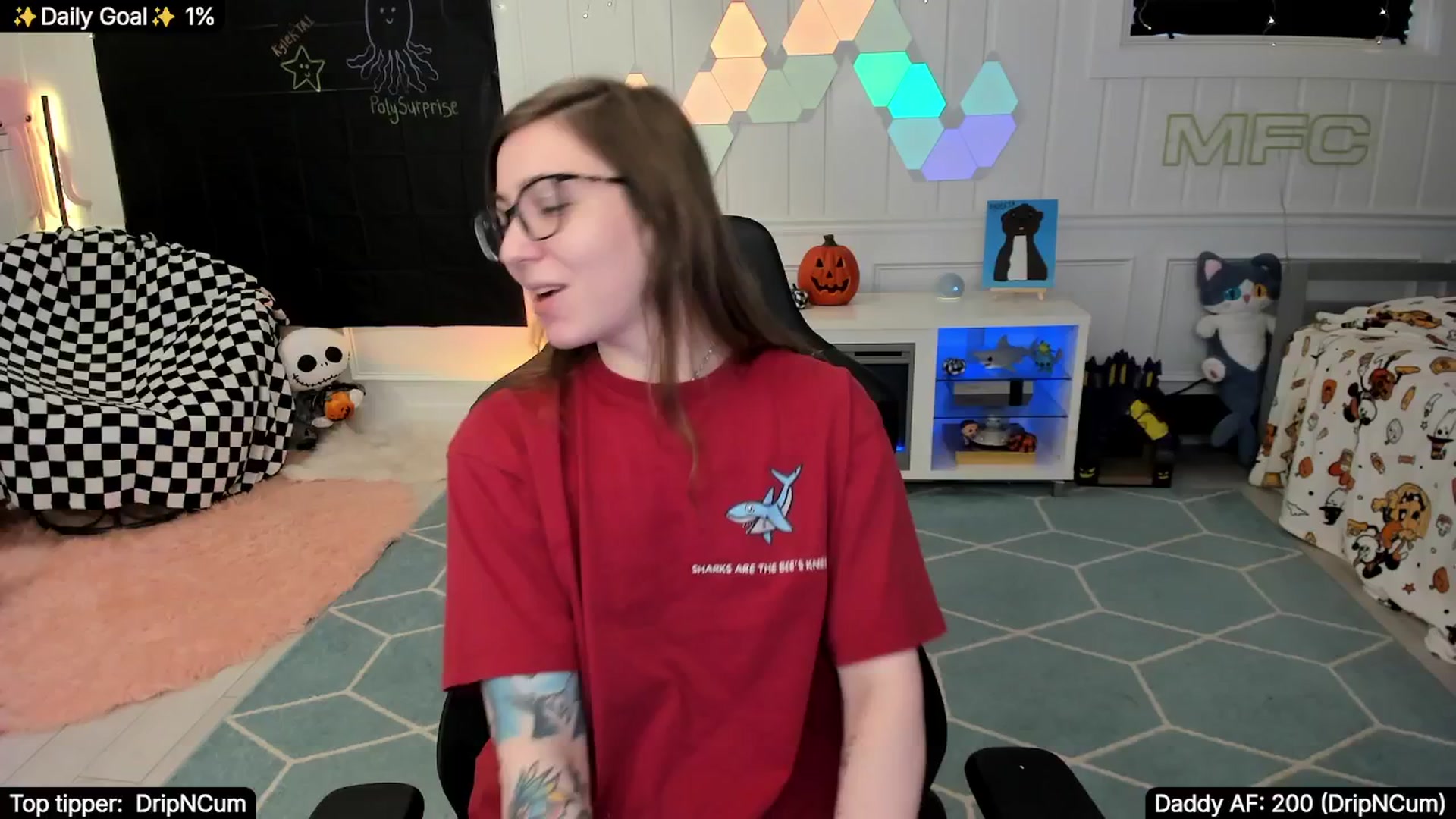 Gallery image thumbnail from TheSharkQueen's myfreecams stream on, 11/20/2025, 23:01 image 3 of 20