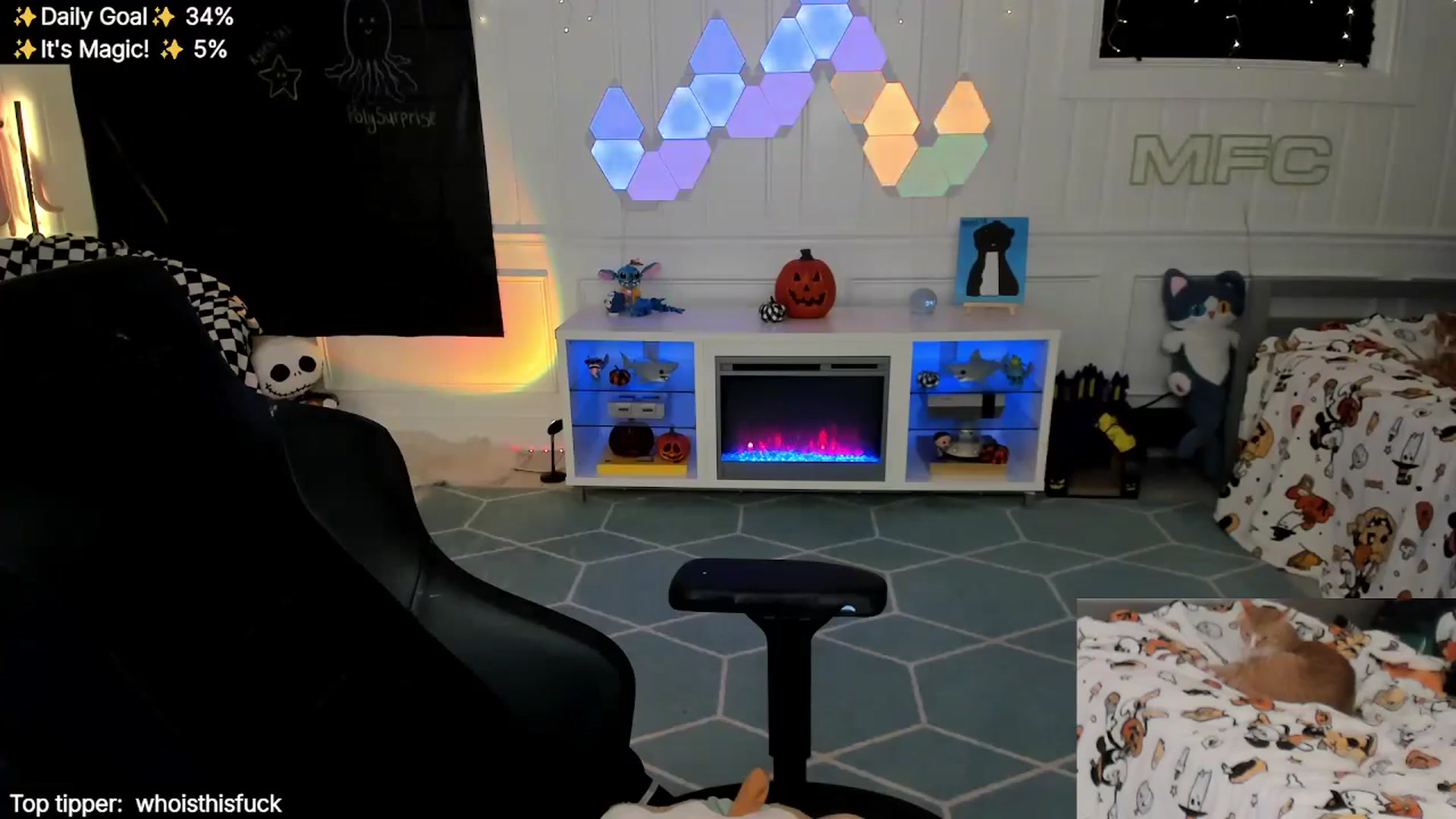 Gallery image thumbnail from TheSharkQueen's myfreecams stream on, 11/22/2025, 10:03 image 4 of 20