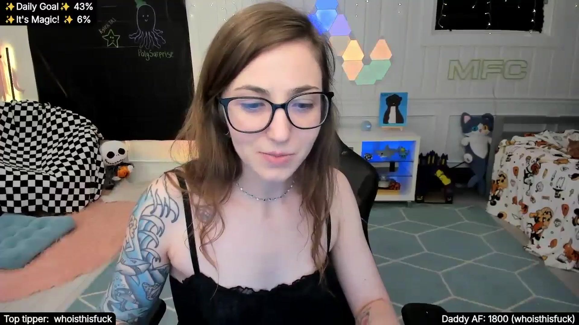 Gallery image thumbnail from TheSharkQueen's myfreecams stream on, 11/22/2025, 10:03 image 19 of 20