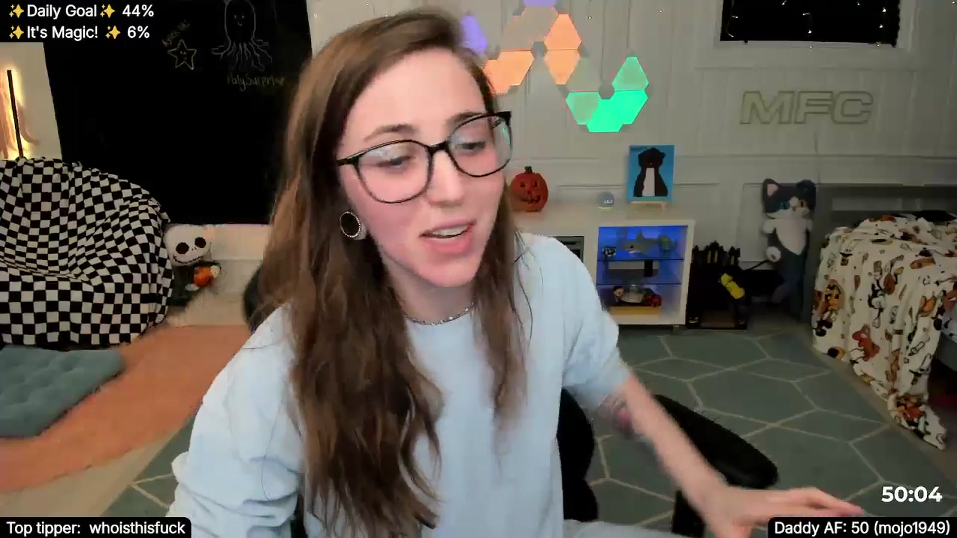 Gallery image thumbnail from TheSharkQueen's myfreecams stream on, 11/23/2025, 03:27 image 4 of 20
