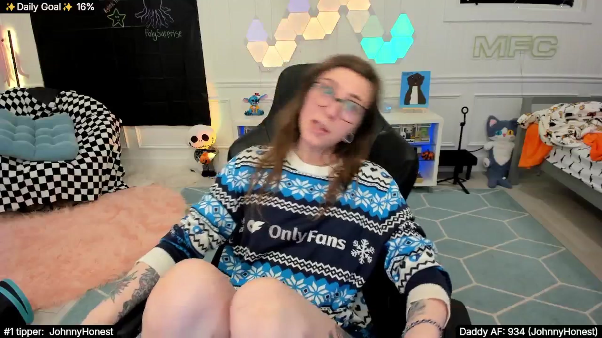 Gallery image thumbnail from TheSharkQueen's myfreecams stream on, 11/27/2025, 03:18 image 16 of 20
