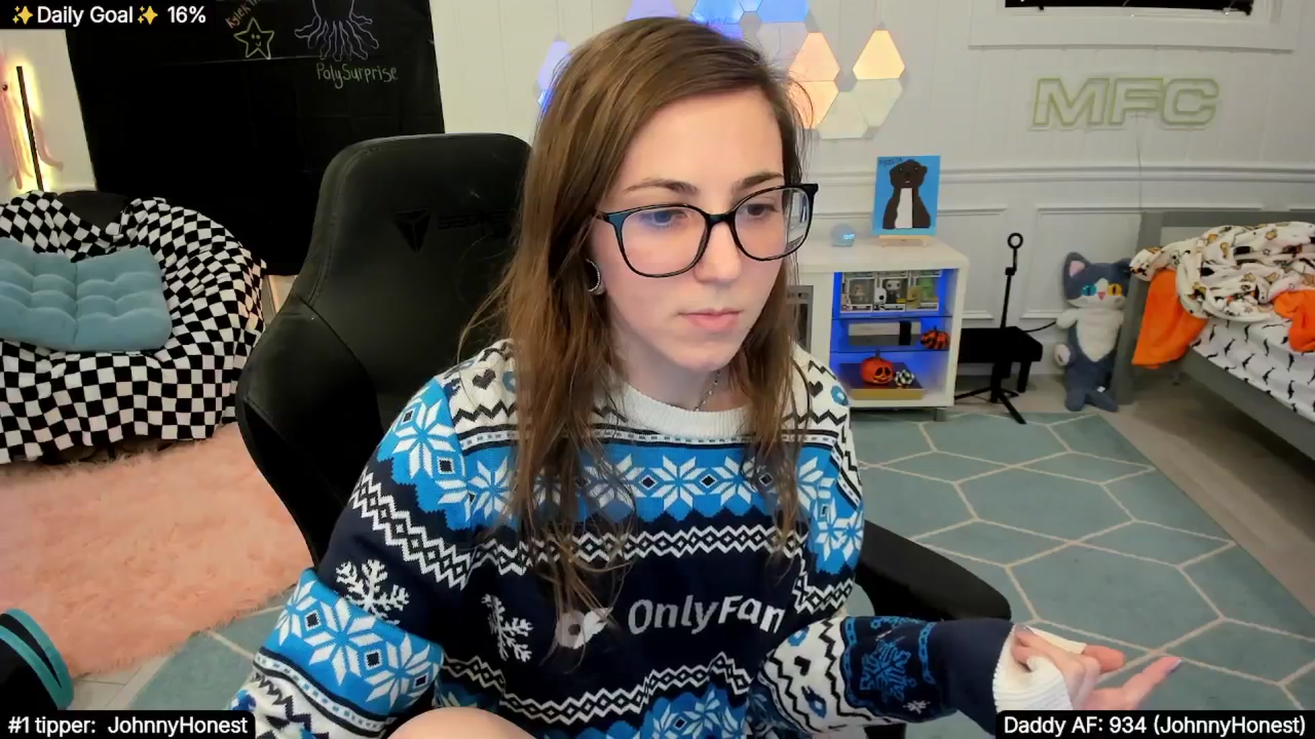 Gallery image thumbnail from TheSharkQueen's myfreecams stream on, 11/27/2025, 03:18 image 18 of 20