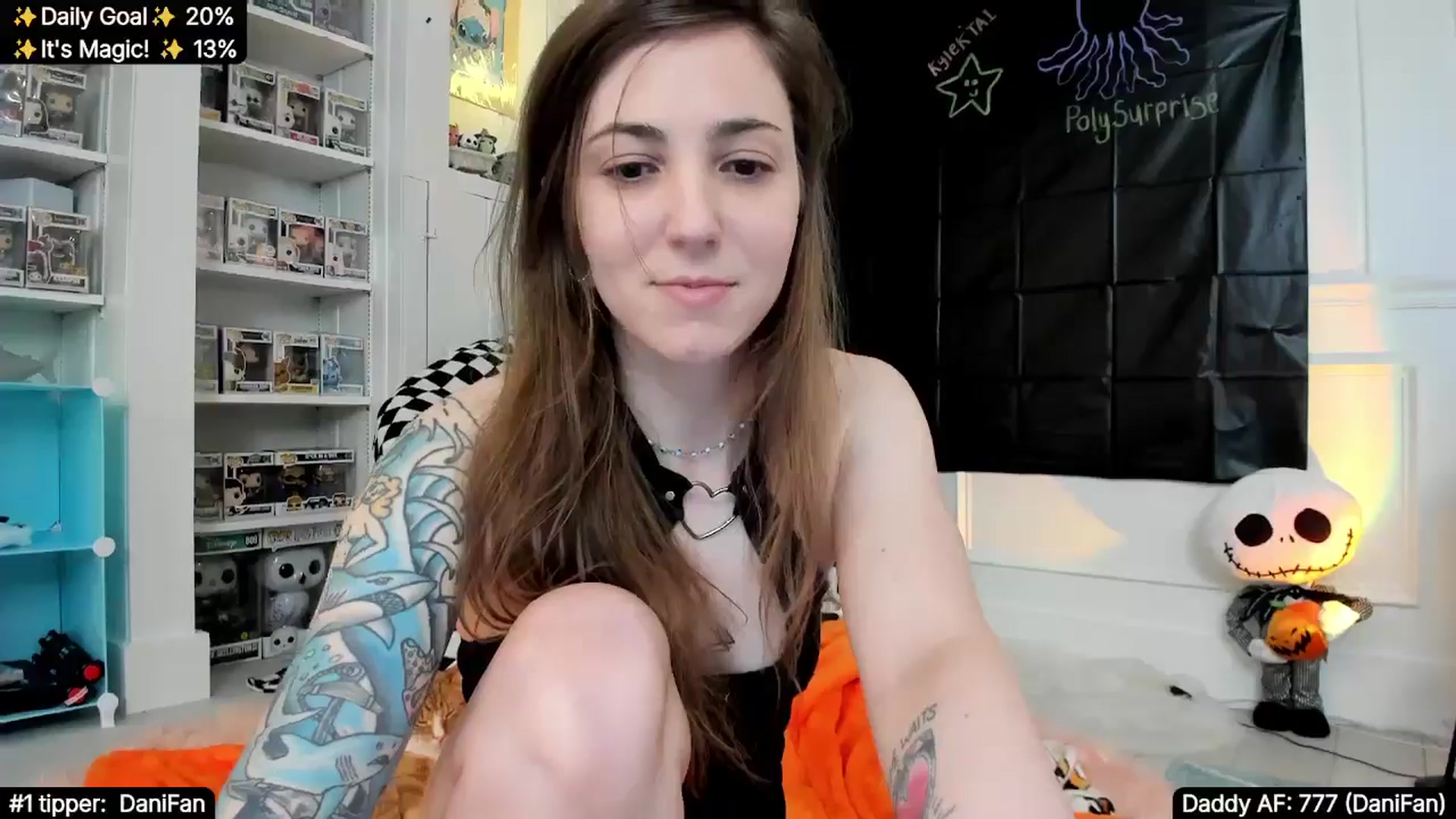 Gallery image thumbnail from TheSharkQueen's myfreecams stream on, 11/29/2025, 05:03 image 10 of 20