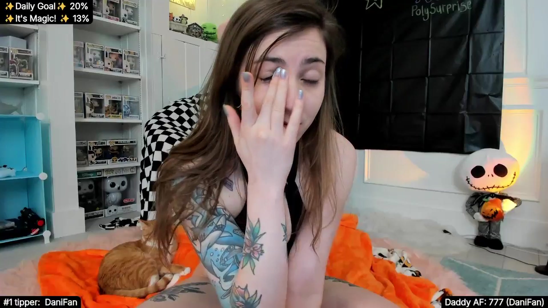 Gallery image thumbnail from TheSharkQueen's myfreecams stream on, 11/29/2025, 05:03 image 7 of 20