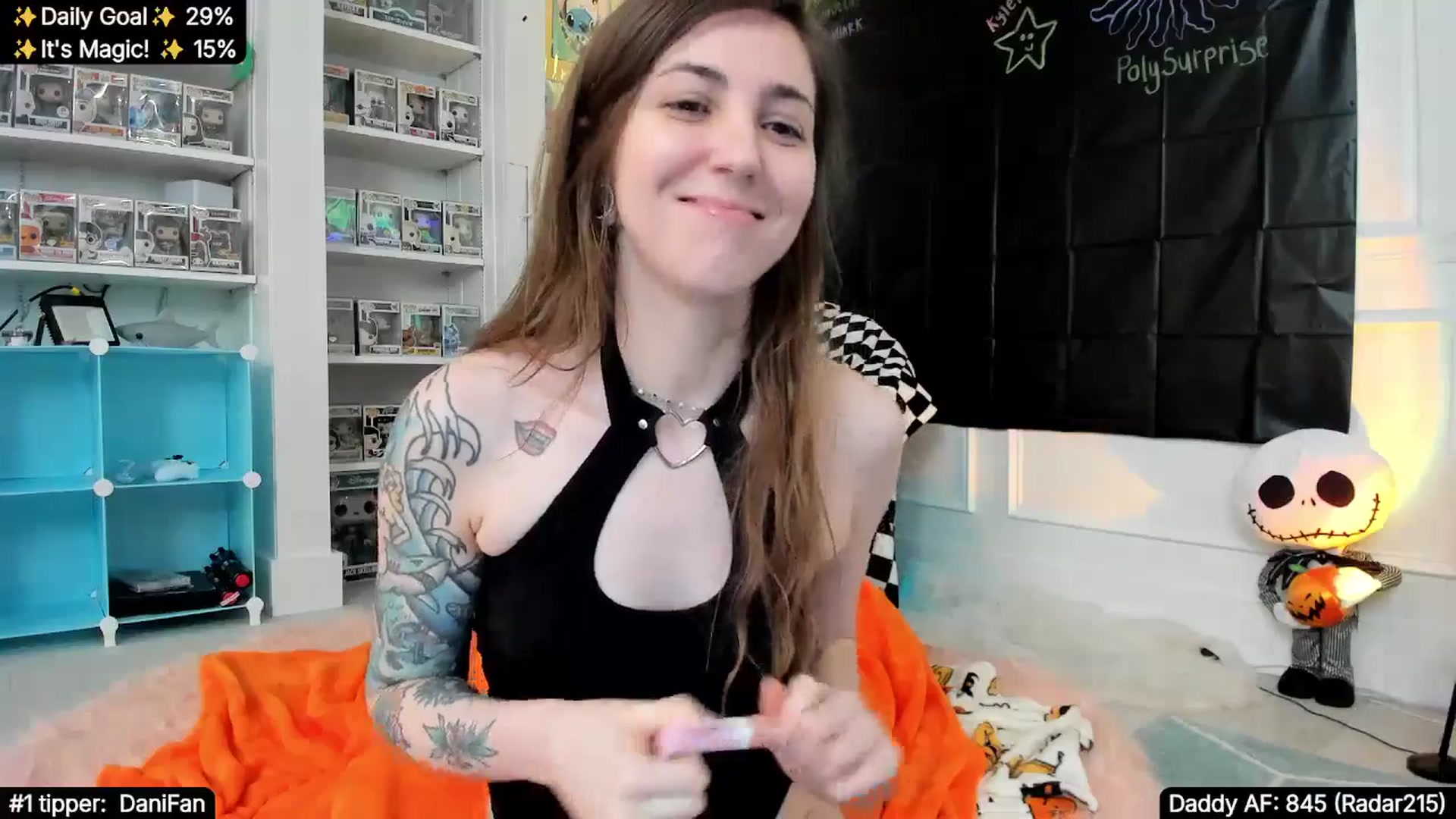 Gallery image thumbnail from TheSharkQueen's myfreecams stream on, 11/29/2025, 10:08 image 4 of 20