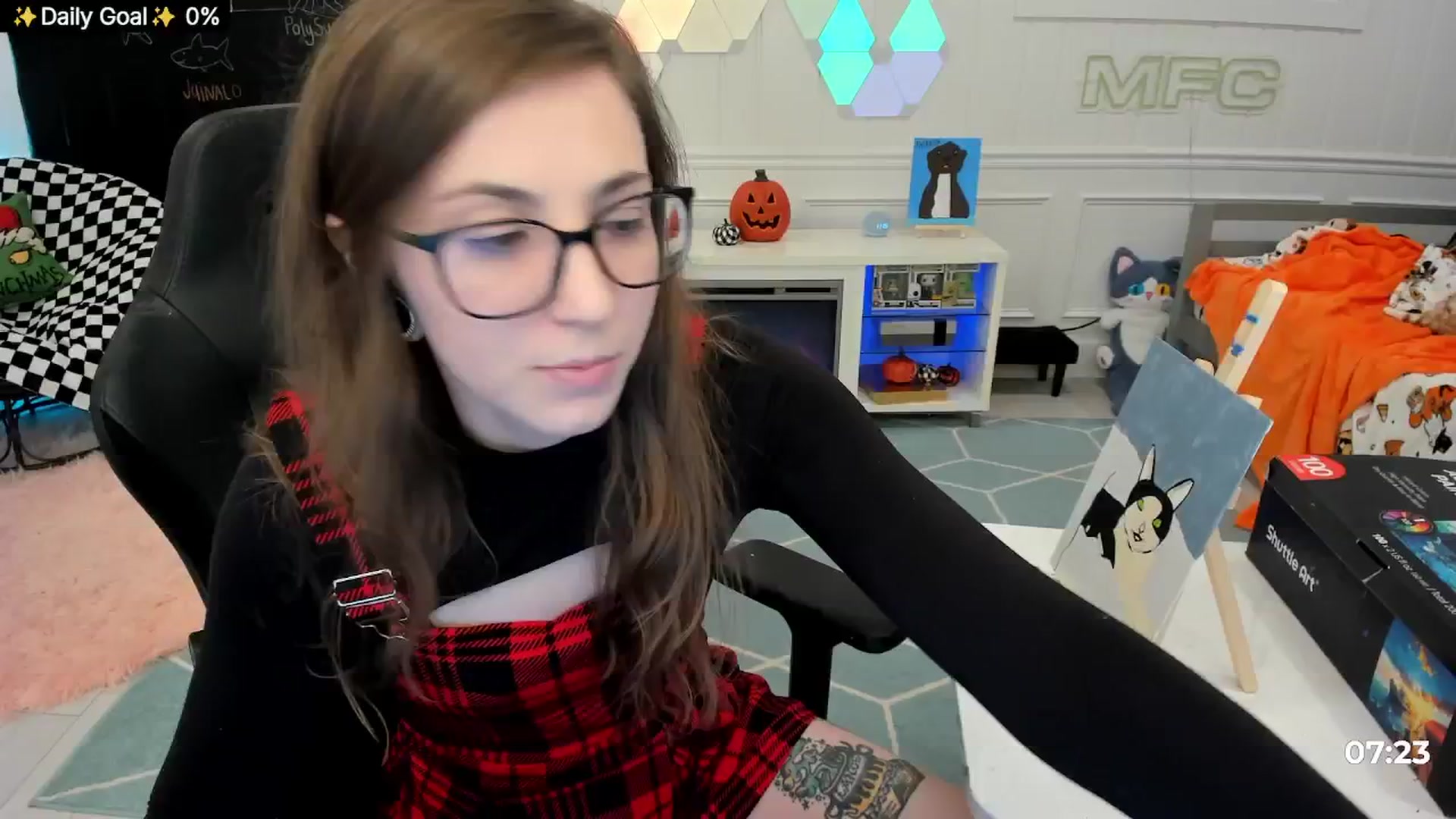 Gallery image thumbnail from TheSharkQueen's myfreecams stream on, 11/30/2025, 05:47 image 5 of 20