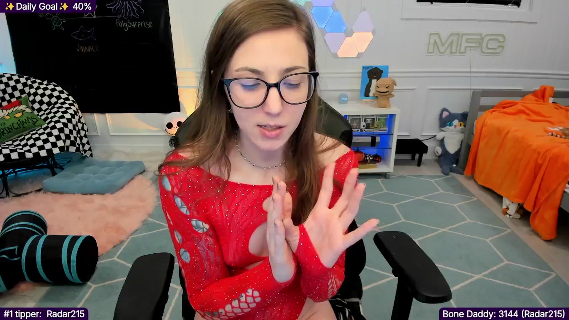 Gallery image thumbnail from TheSharkQueen's myfreecams stream on, 12/01/2025, 09:46 image 17 of 20