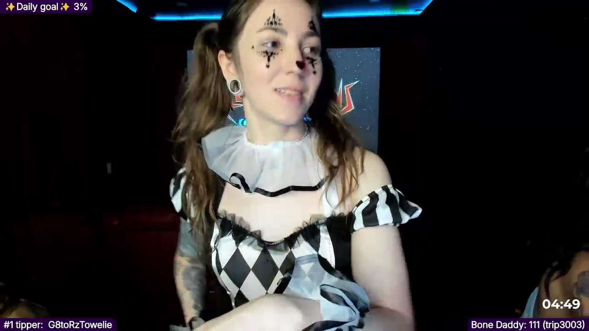 Gallery image thumbnail from TheSharkQueen's myfreecams stream on, 12/07/2025, 05:09 image 20 of 20