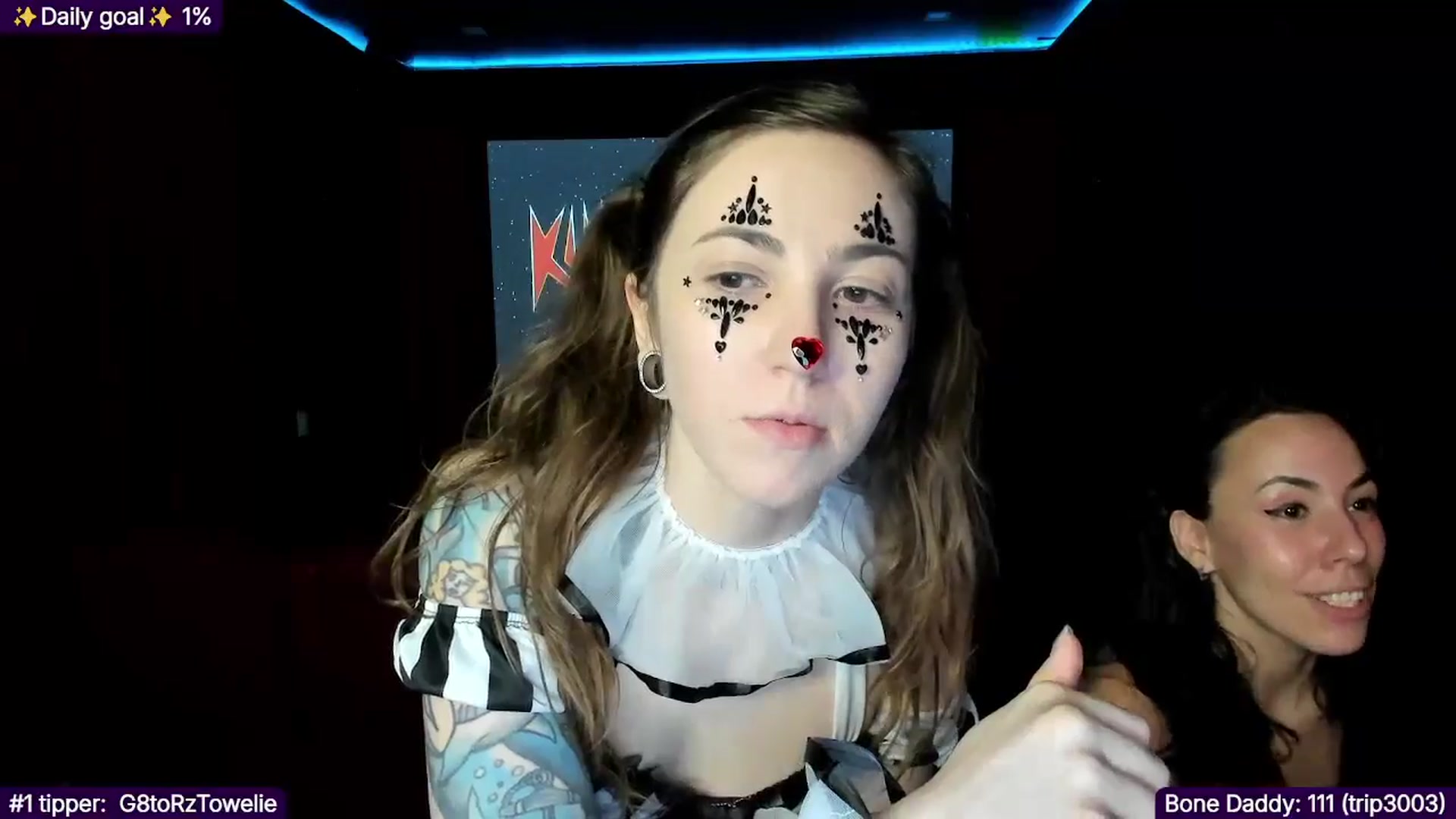 Gallery image thumbnail from TheSharkQueen's myfreecams stream on, 12/07/2025, 05:09 image 7 of 20