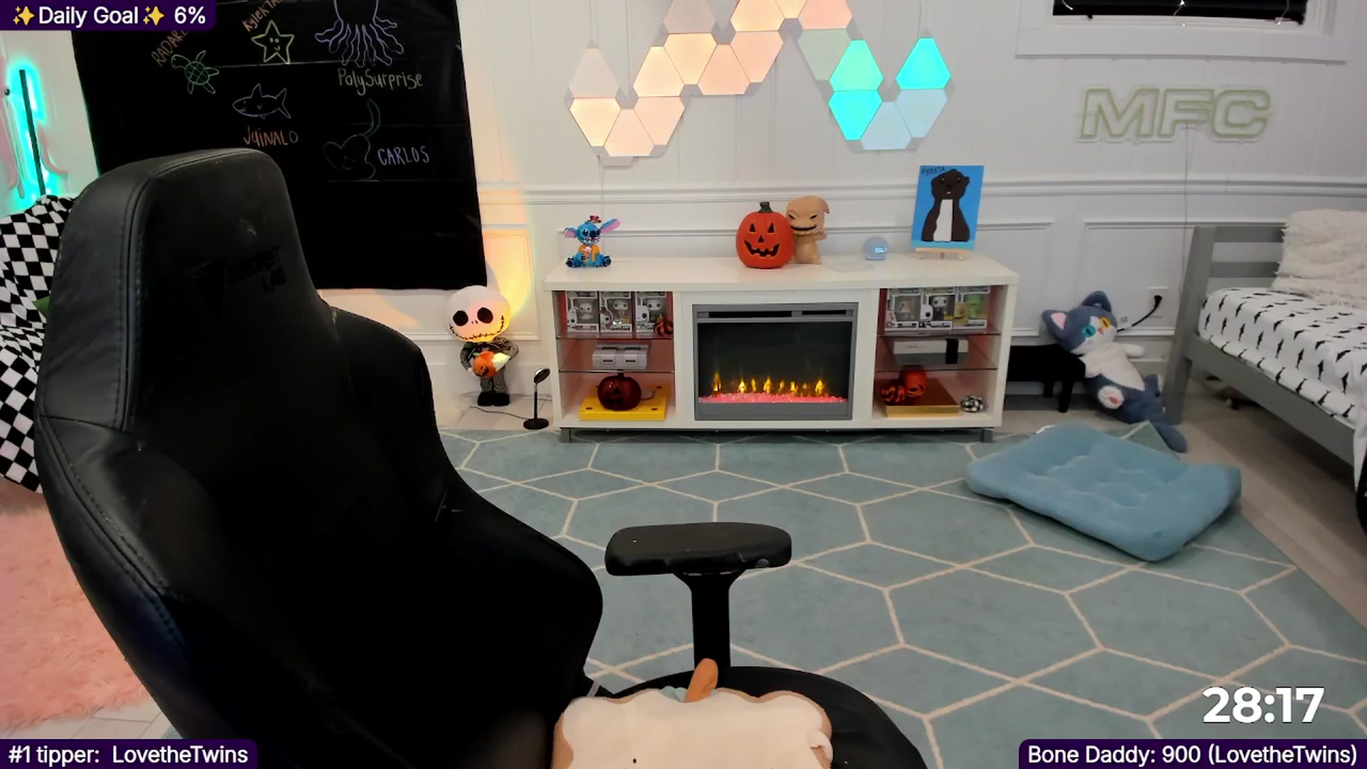 Gallery image thumbnail from TheSharkQueen's myfreecams stream on, 12/20/2025, 03:55 image 8 of 20