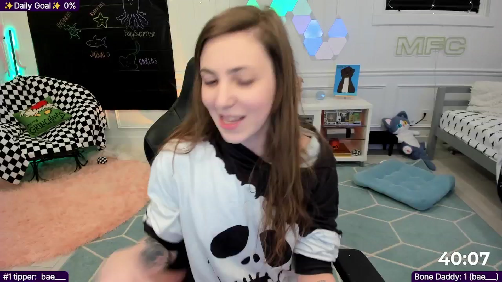 Gallery image thumbnail from TheSharkQueen's myfreecams stream on, 12/20/2025, 03:55 image 5 of 20