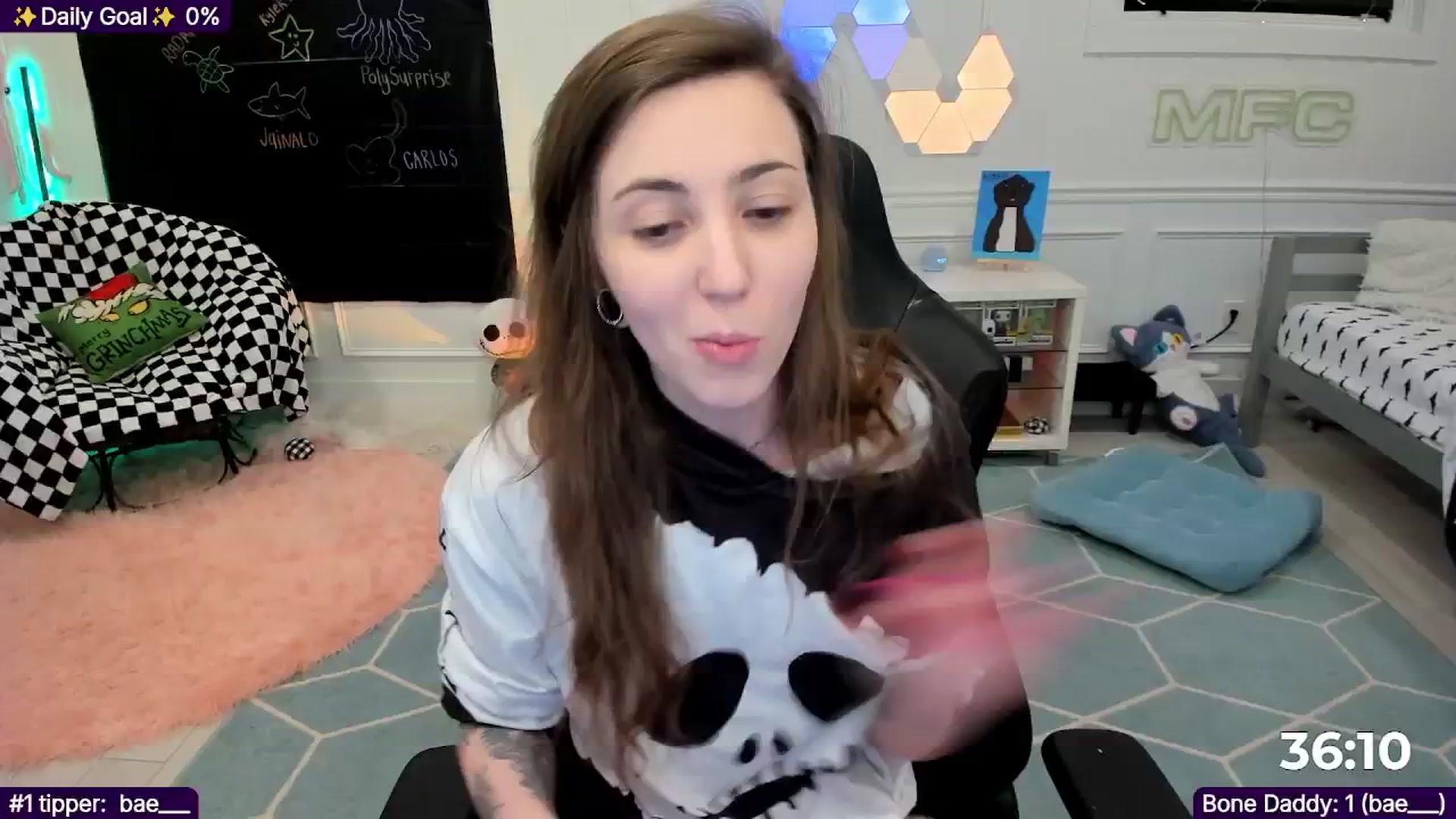 Gallery image thumbnail from TheSharkQueen's myfreecams stream on, 12/20/2025, 03:55 image 6 of 20