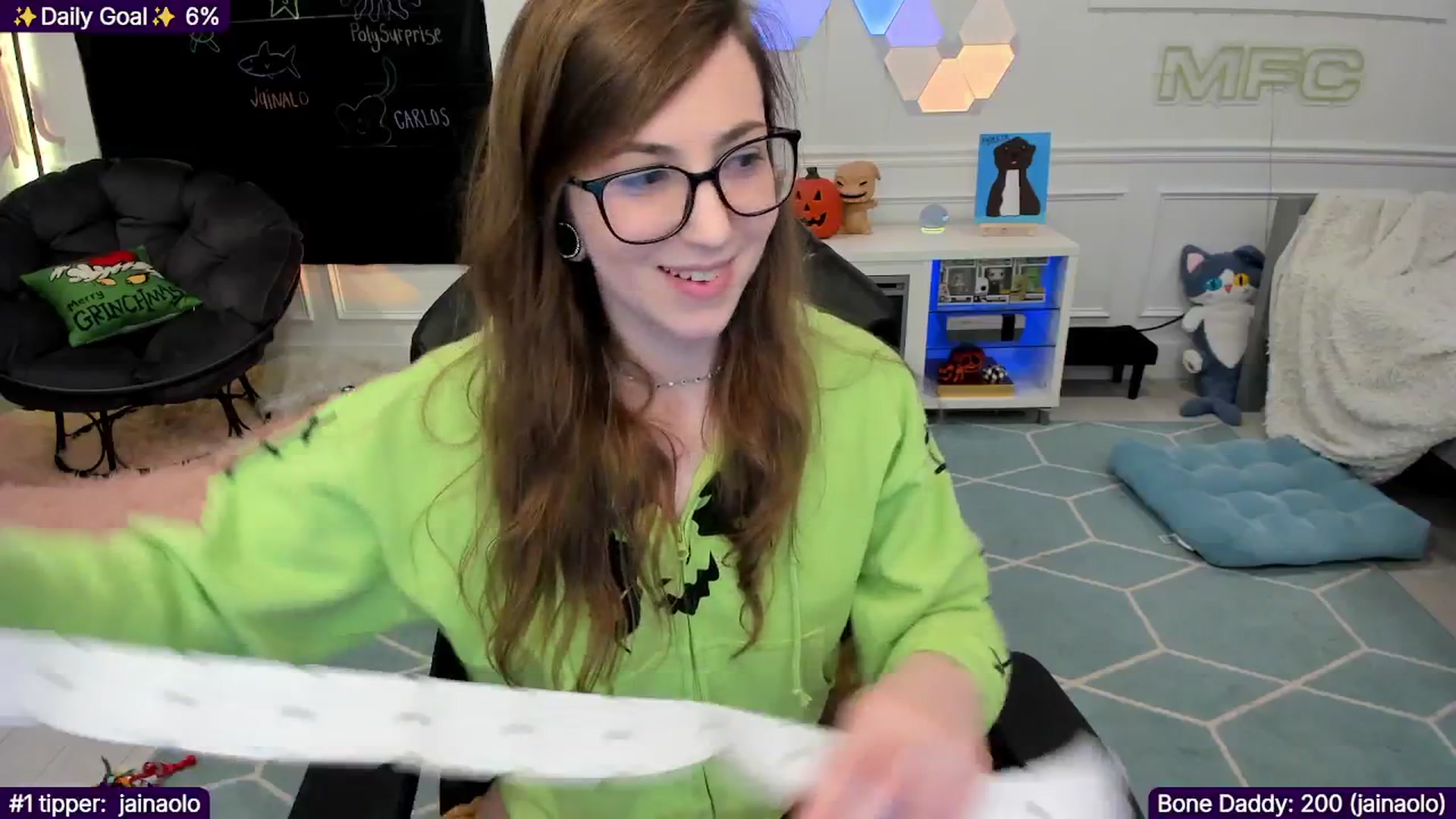Gallery image thumbnail from TheSharkQueen's myfreecams stream on, 12/31/2025, 03:39 image 12 of 20