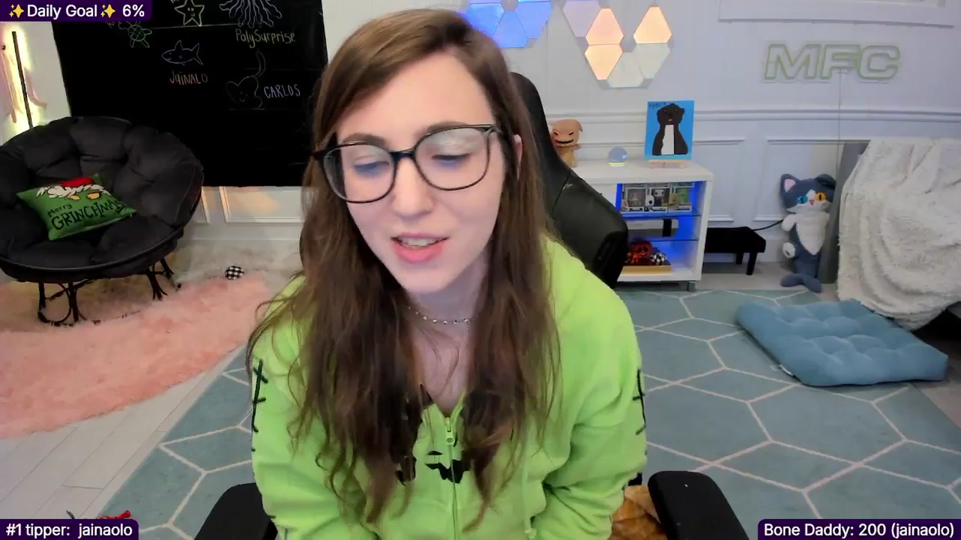 Gallery image thumbnail from TheSharkQueen's myfreecams stream on, 12/31/2025, 03:39 image 14 of 20