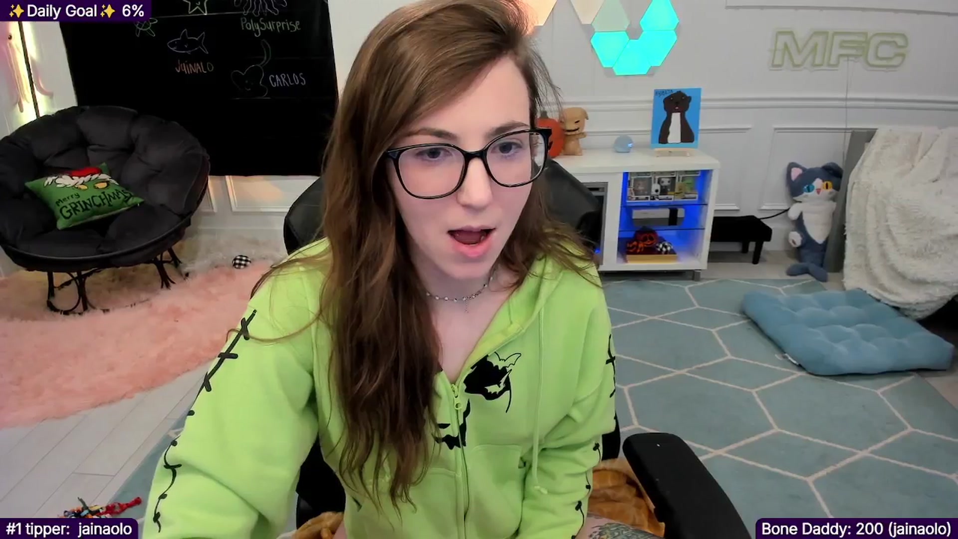 Gallery image thumbnail from TheSharkQueen's myfreecams stream on, 12/31/2025, 03:39 image 16 of 20