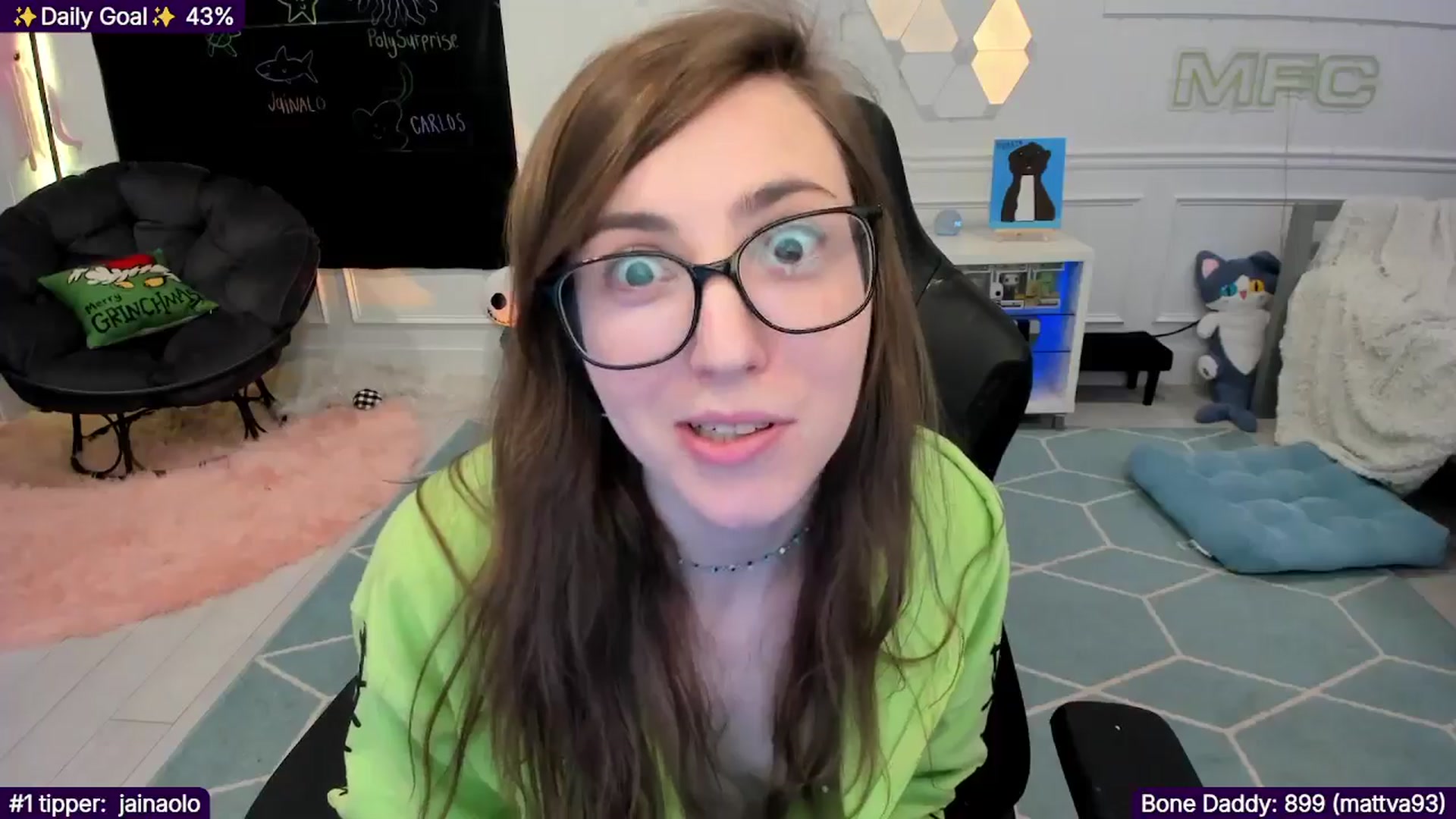 Gallery image thumbnail from TheSharkQueen's myfreecams stream on, 12/31/2025, 06:34 image 14 of 20