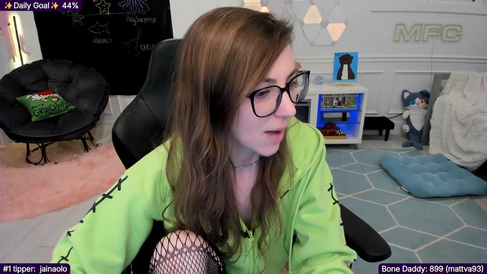 Gallery image thumbnail from TheSharkQueen's myfreecams stream on, 12/31/2025, 06:34 image 16 of 20