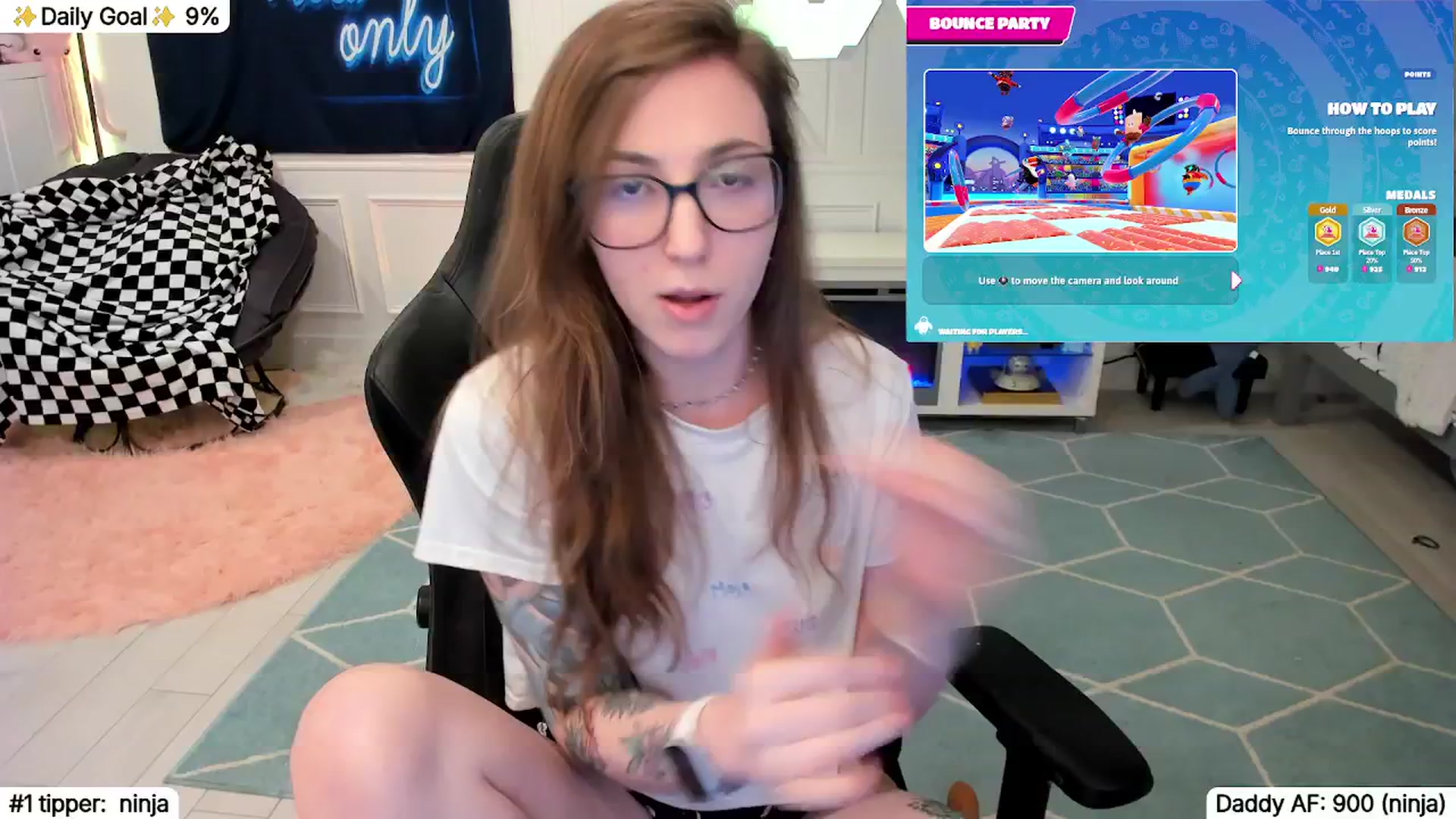 Gallery image thumbnail from TheSharkQueen's myfreecams stream on, 01/06/2026, 05:26 image 14 of 20