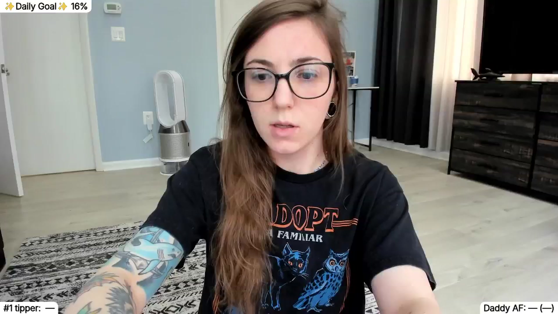 Gallery image thumbnail from TheSharkQueen's myfreecams stream on, 01/06/2026, 21:15 image 1 of 20