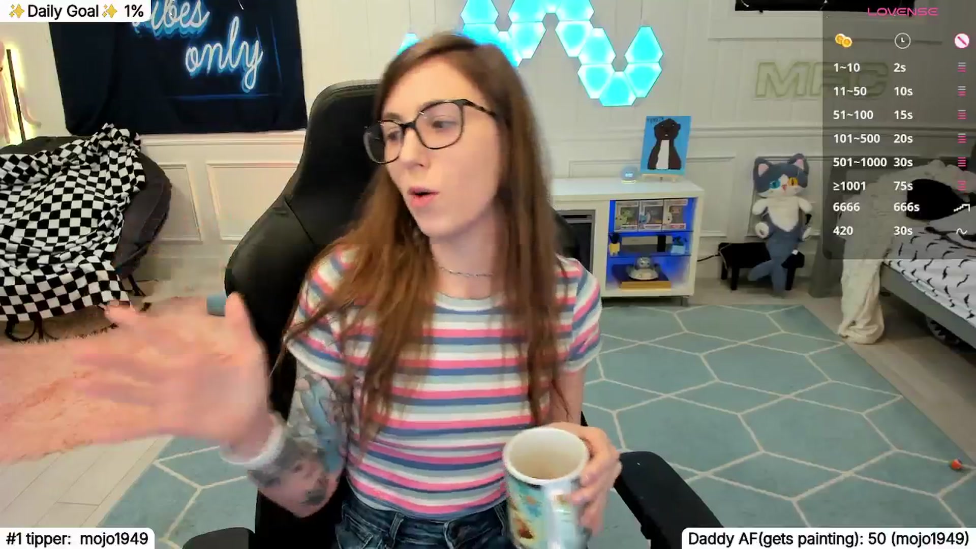 Gallery image thumbnail from TheSharkQueen's myfreecams stream on, 01/08/2026, 03:46 image 7 of 20