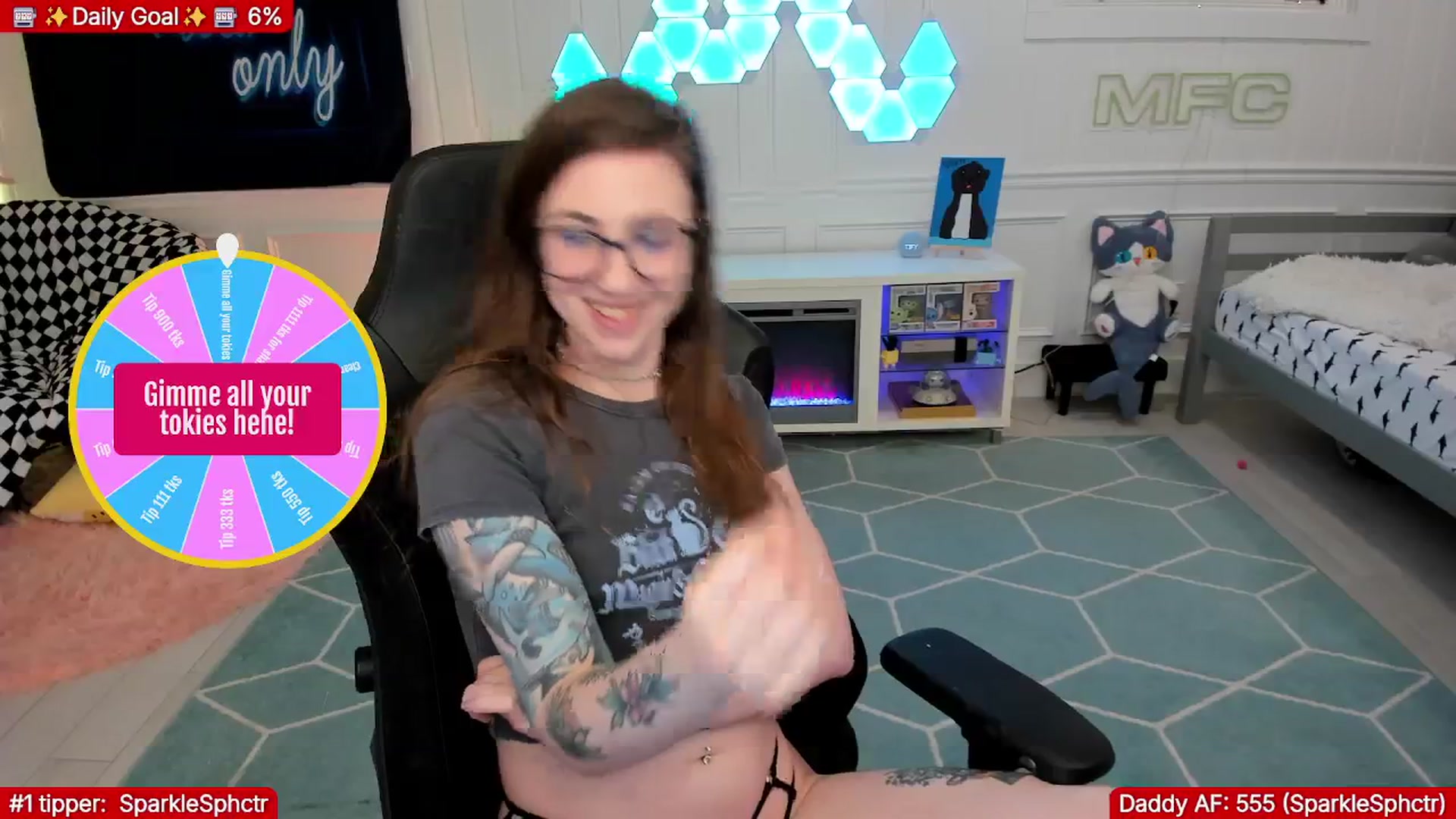 Gallery image thumbnail from TheSharkQueen's myfreecams stream on, 01/15/2026, 04:58 image 12 of 20