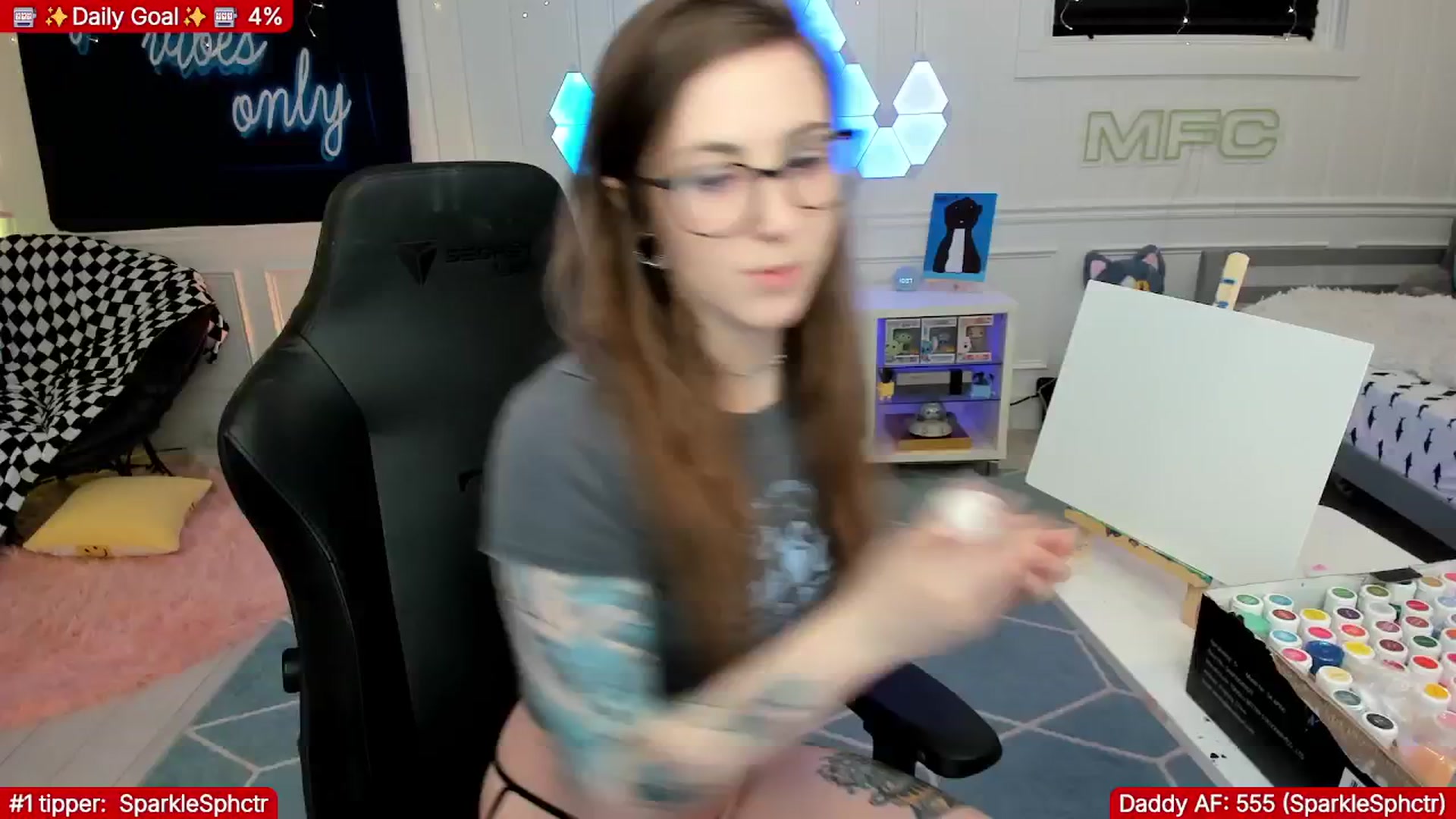 Gallery image thumbnail from TheSharkQueen's myfreecams stream on, 01/15/2026, 04:58 image 1 of 20