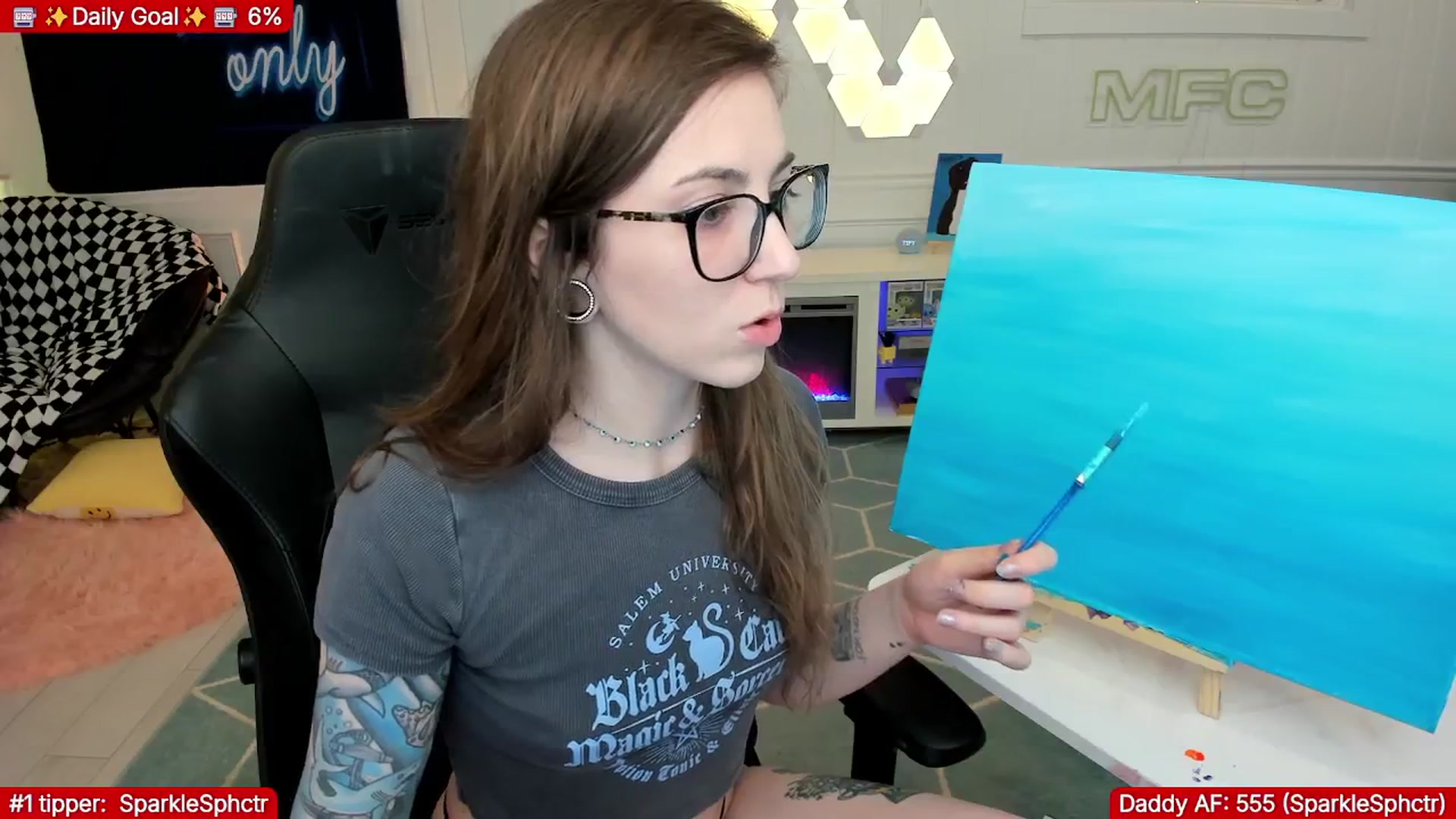 Gallery image thumbnail from TheSharkQueen's myfreecams stream on, 01/15/2026, 04:58 image 7 of 20