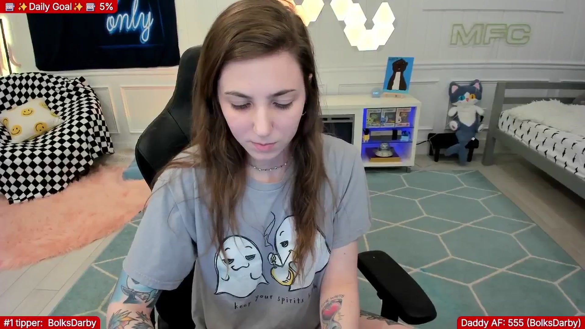 Gallery image thumbnail from TheSharkQueen's myfreecams stream on, 01/16/2026, 04:17 image 11 of 20