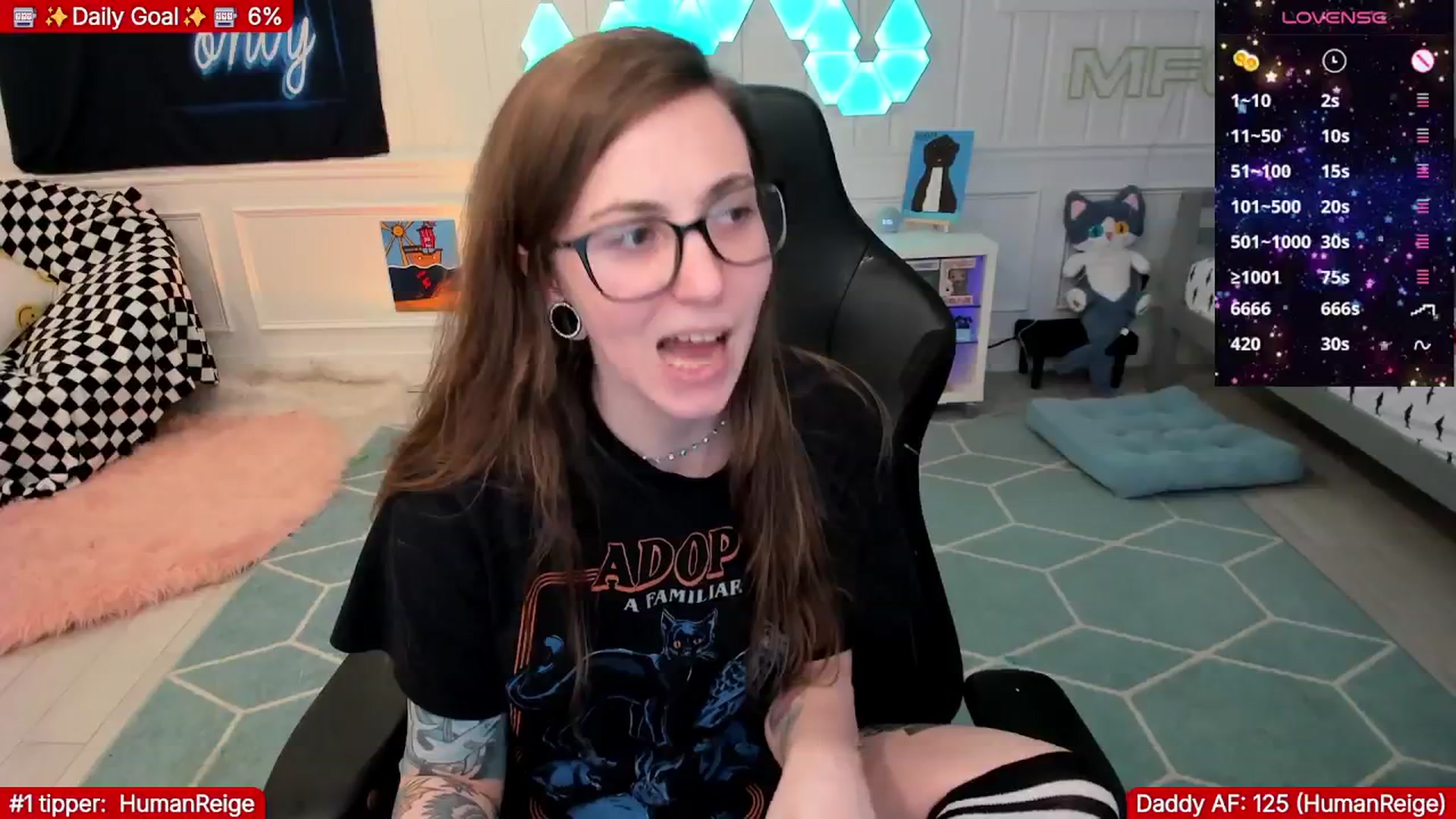 Gallery image thumbnail from TheSharkQueen's myfreecams stream on, 01/17/2026, 08:36 image 18 of 20