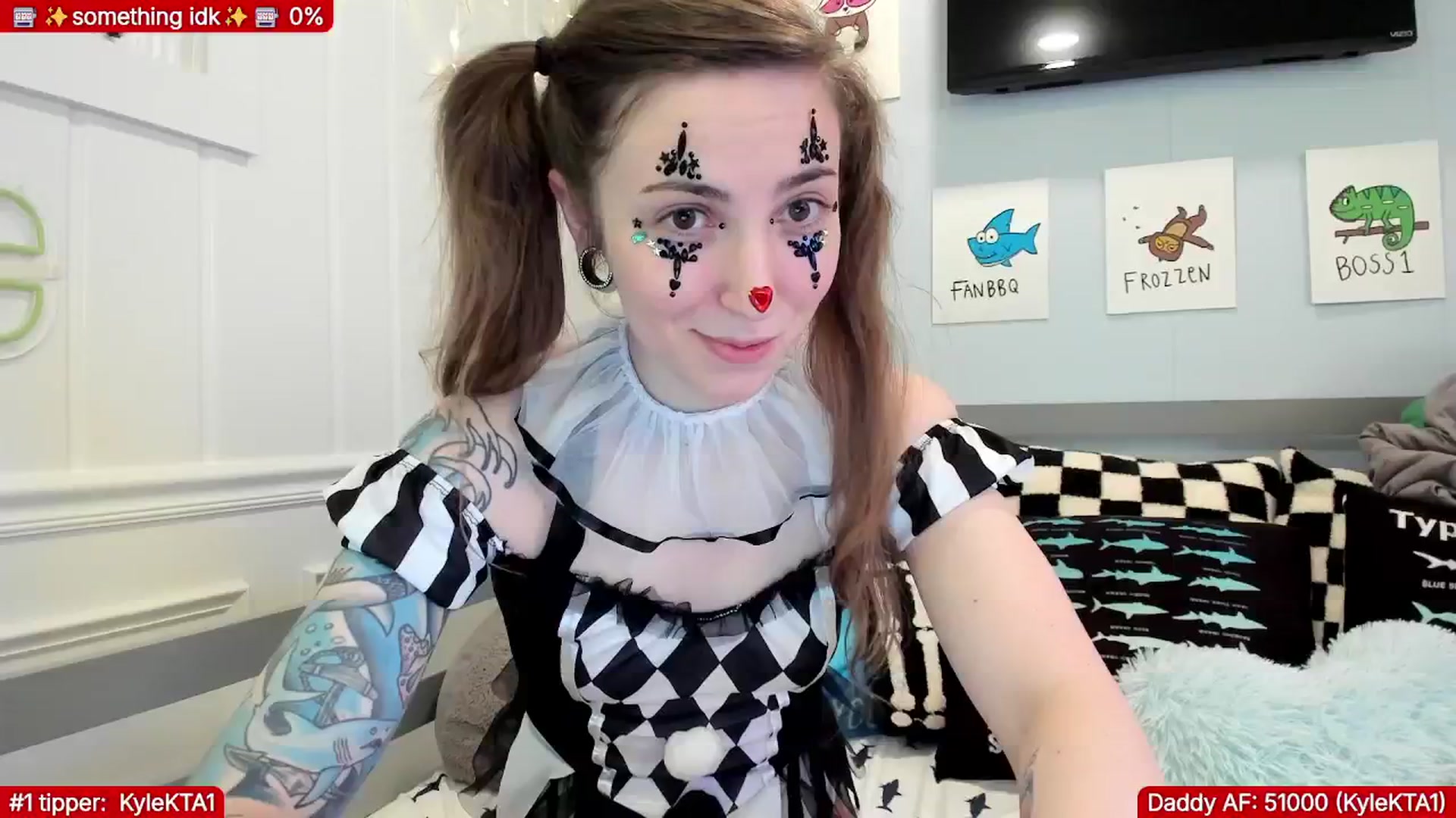 Gallery image thumbnail from TheSharkQueen's myfreecams stream on, 01/22/2026, 07:27 image 8 of 20