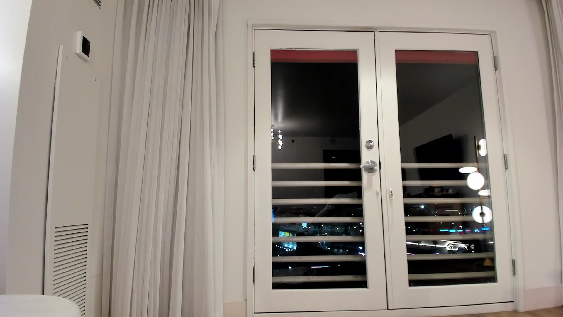 Gallery image thumbnail from TheSharkQueen's myfreecams stream on, 01/24/2026, 04:37 image 10 of 20