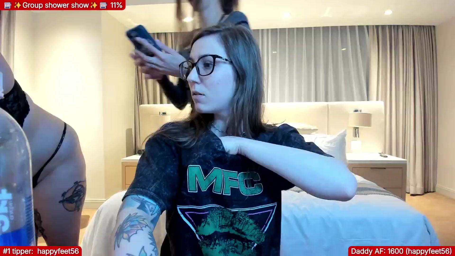 Gallery image thumbnail from TheSharkQueen's myfreecams stream on, 01/28/2026, 08:27 image 7 of 20