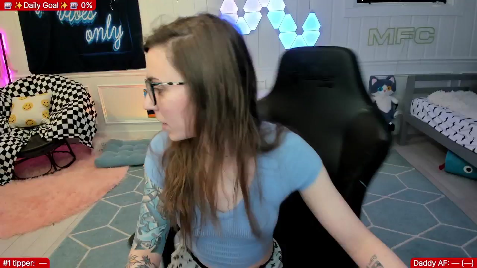 Gallery image thumbnail from TheSharkQueen's myfreecams stream on, 02/03/2026, 06:10 image 3 of 20