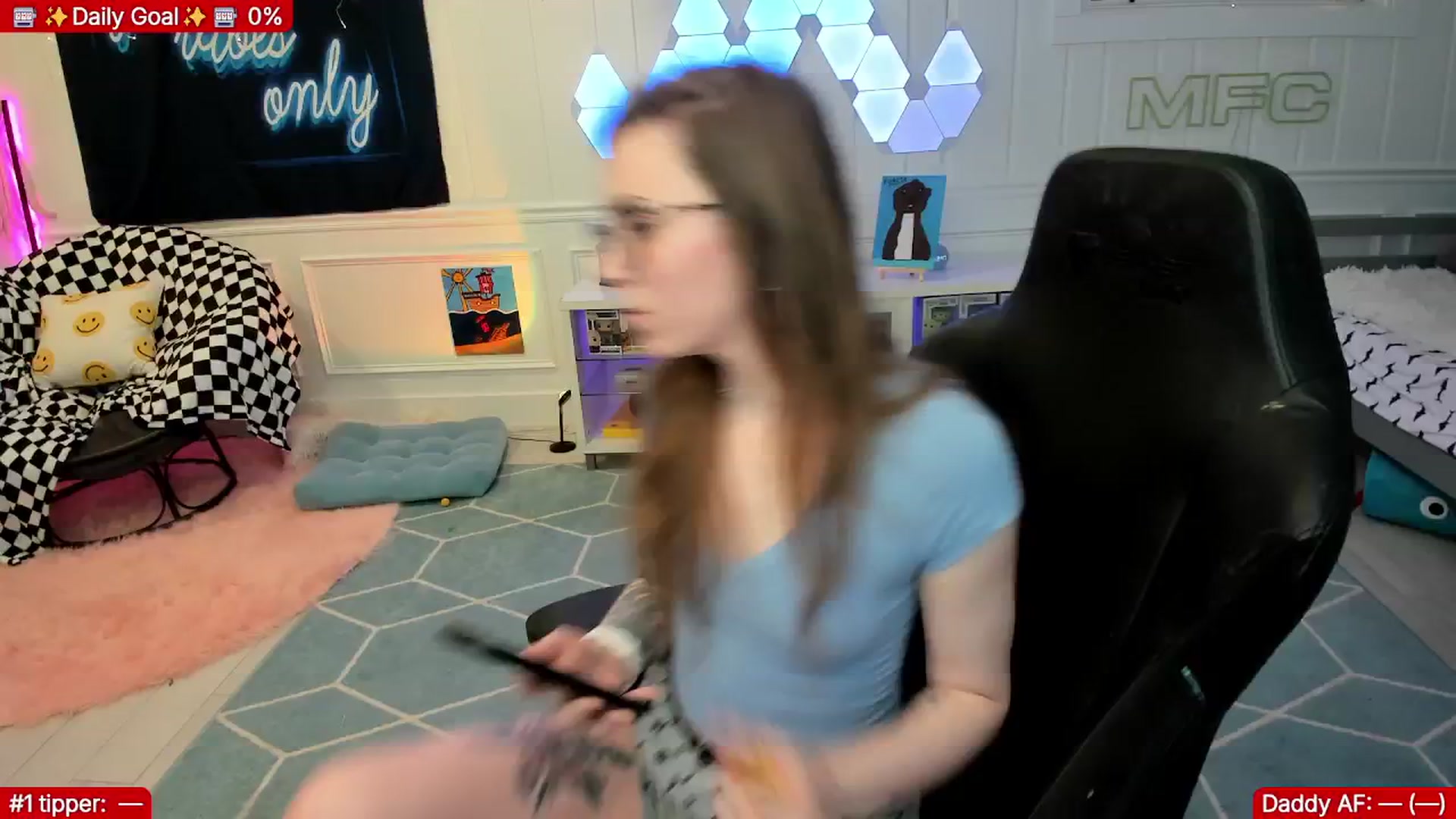 Gallery image thumbnail from TheSharkQueen's myfreecams stream on, 02/03/2026, 06:10 image 2 of 20
